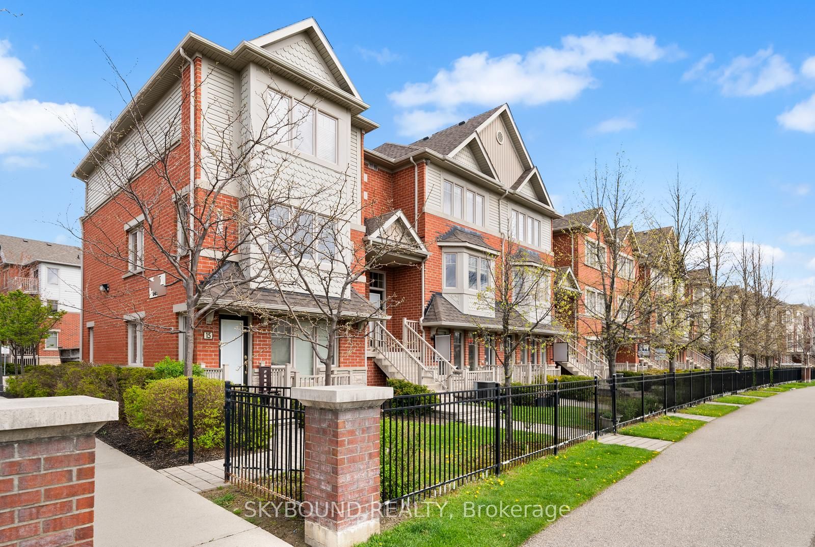 3375 Thomas Street 13, 14