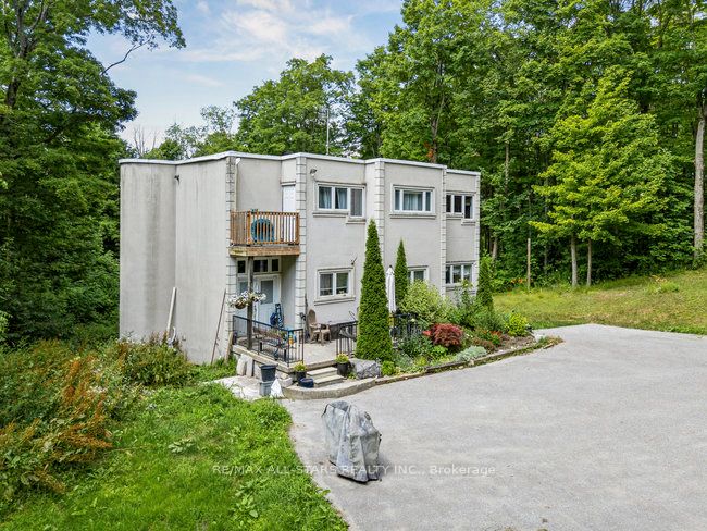 14586 York Durham LIne Road