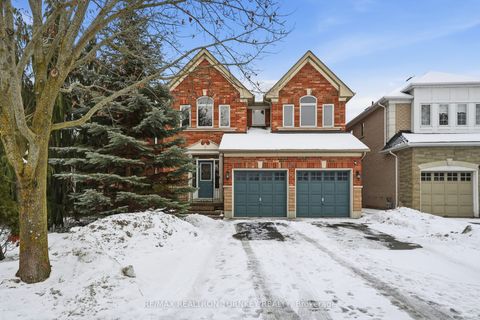 228 Sawmill Valley Drive Newmarket ON L3X 2W1