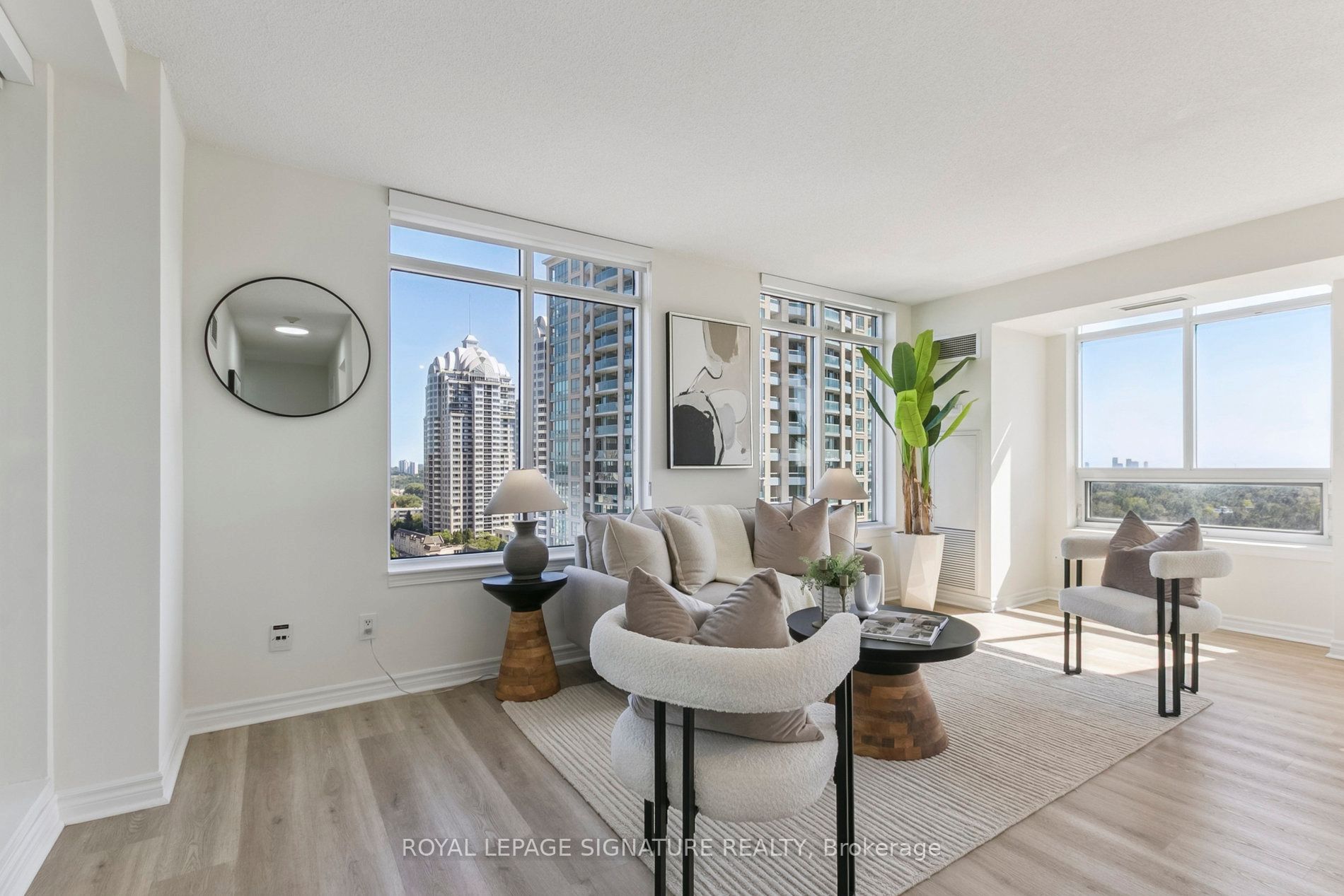 18 Kenaston Gardens 1307