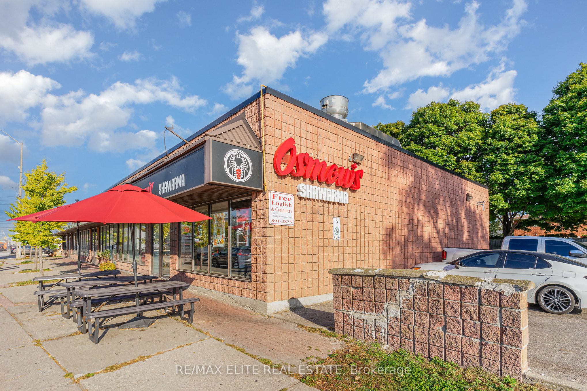 600 Lakeshore Road E