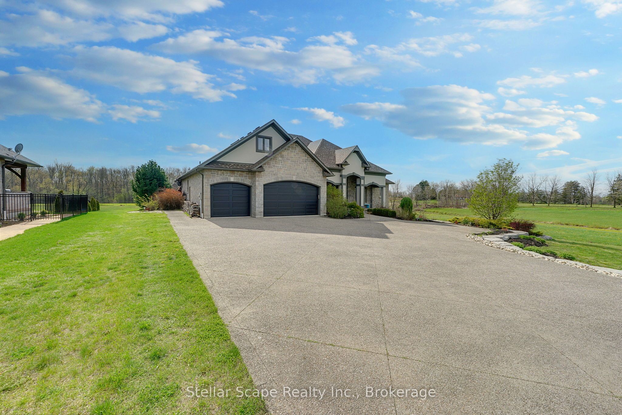 3795 Beaverdale Road