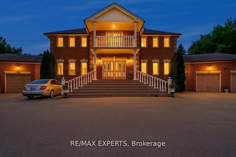 9 Cynthia Crescent Brampton ON L6P 0S9