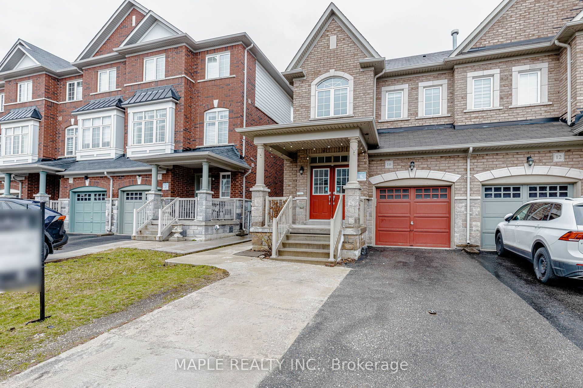 10 Eastlake Road