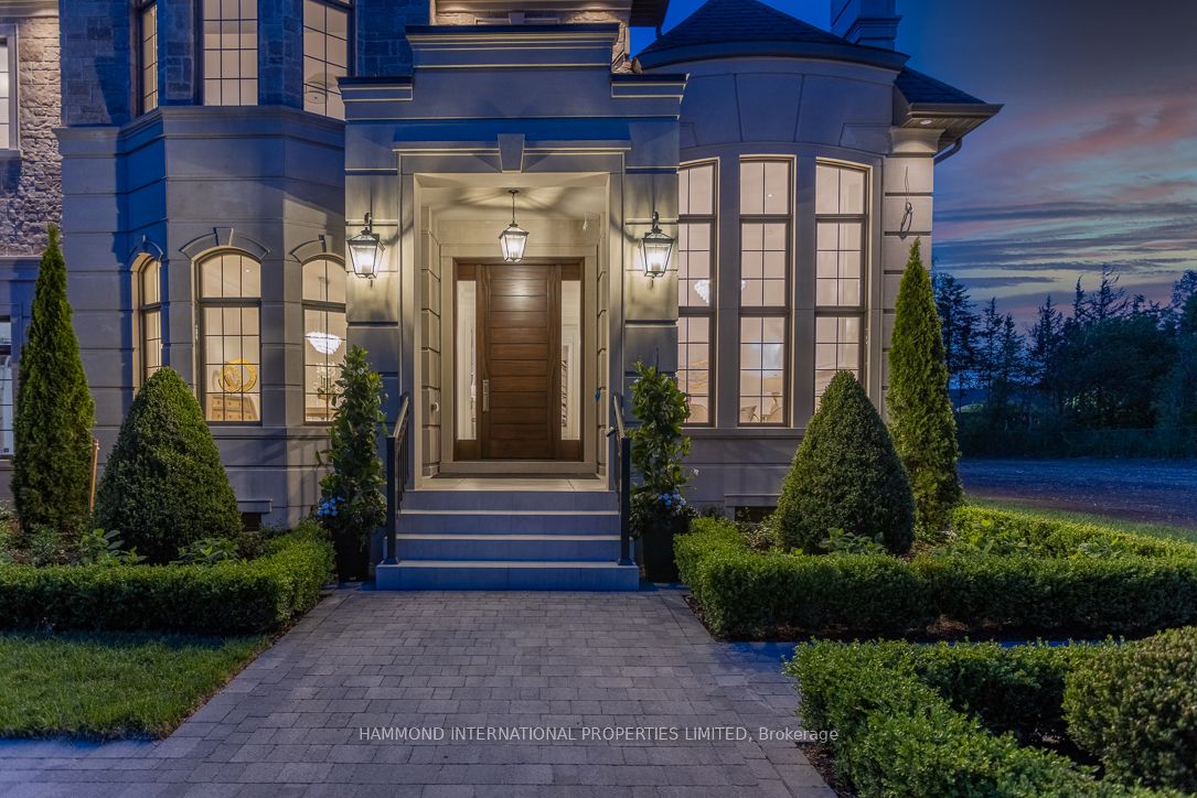 18 Denham Drive