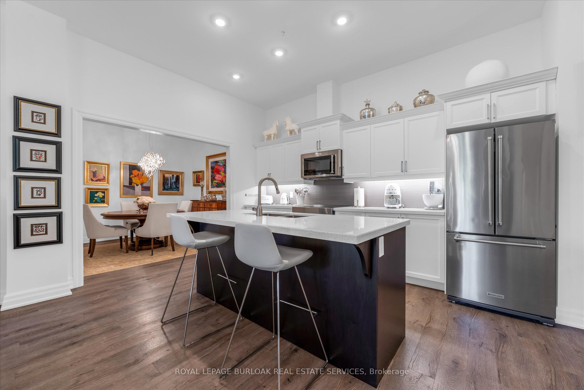 3290 New Street 113