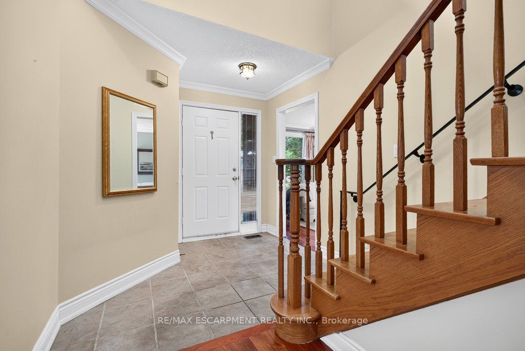 1152 Lockhart Road