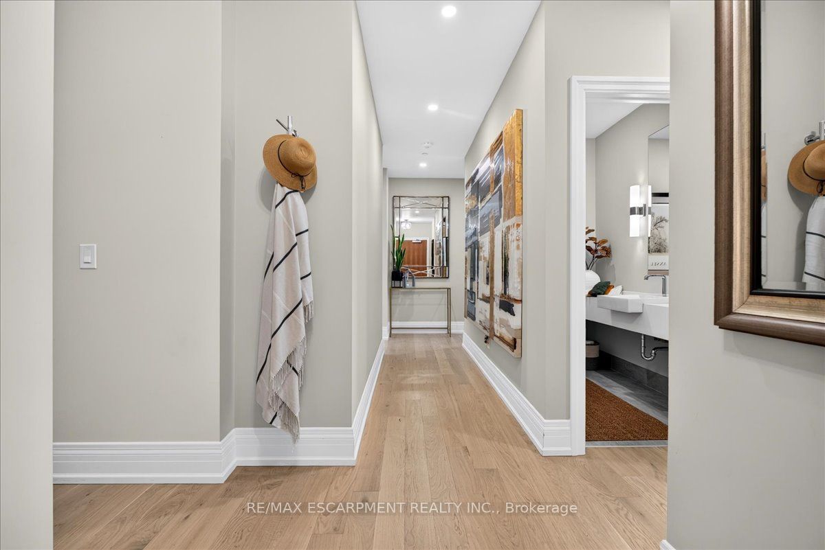 1441 Elgin Street 203