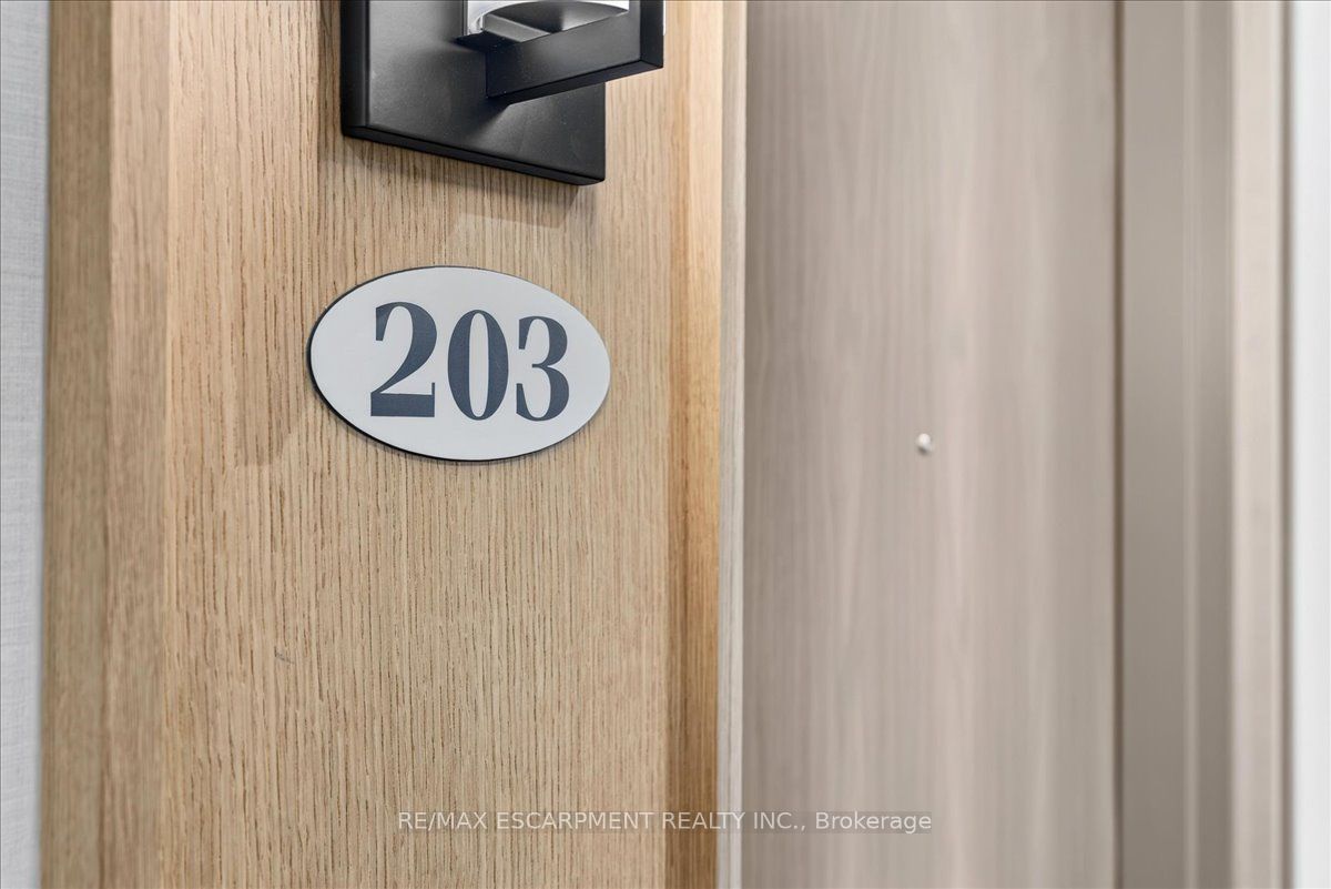 1441 Elgin Street 203