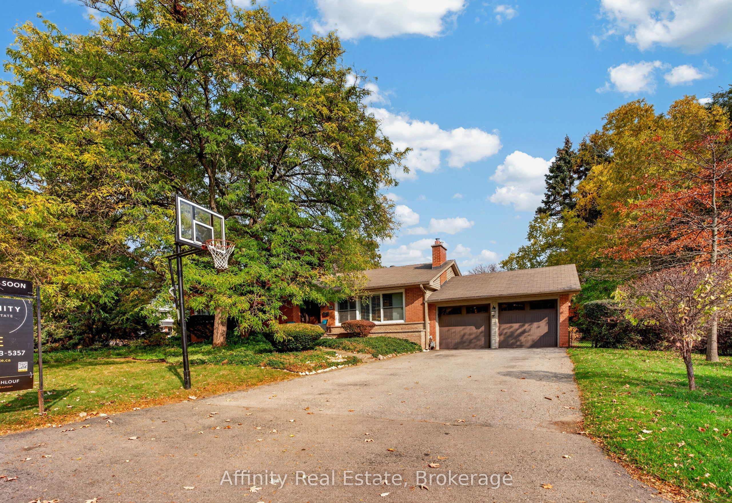 319 South Court
