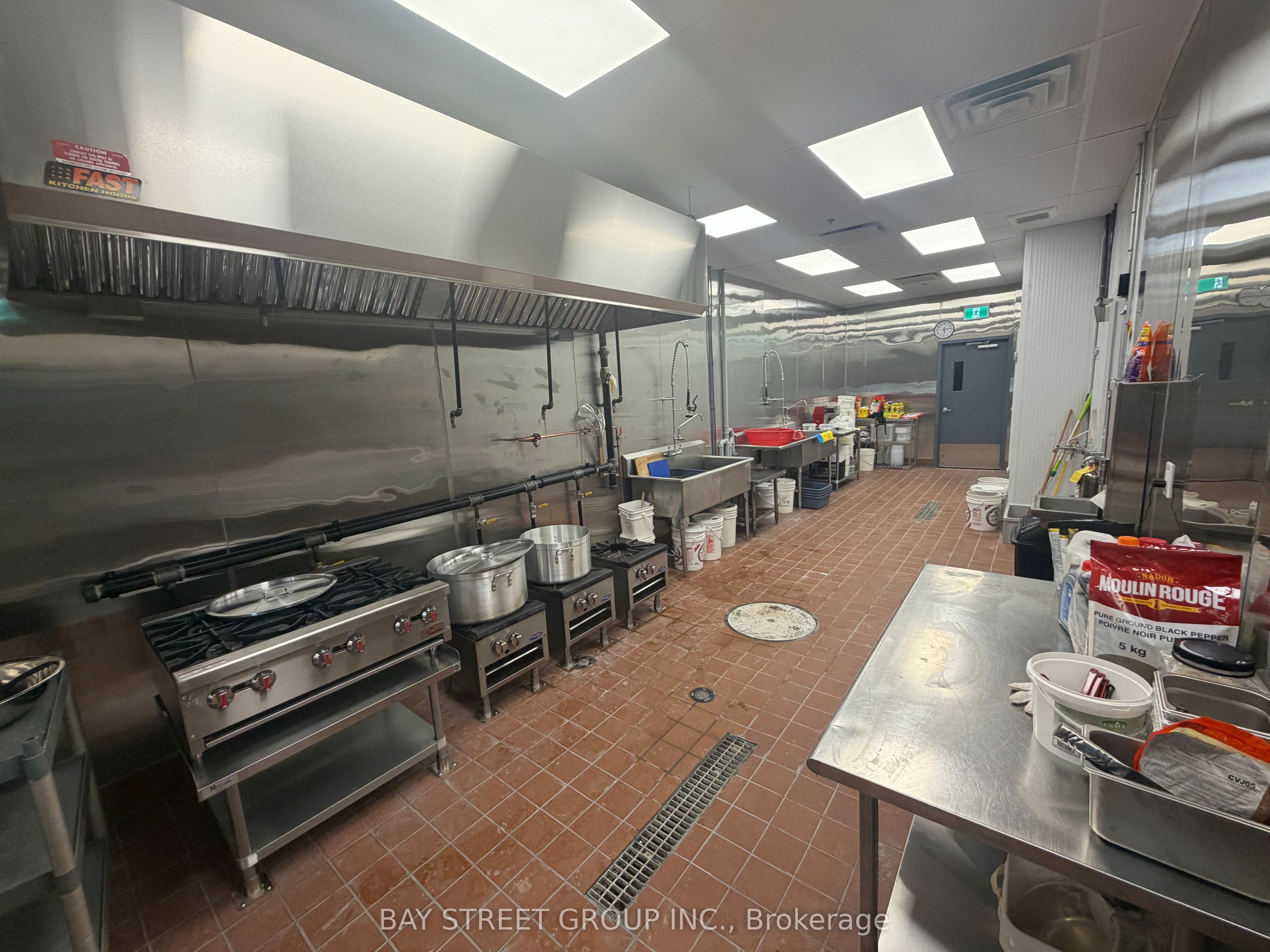 280 Yorktech Drive 5