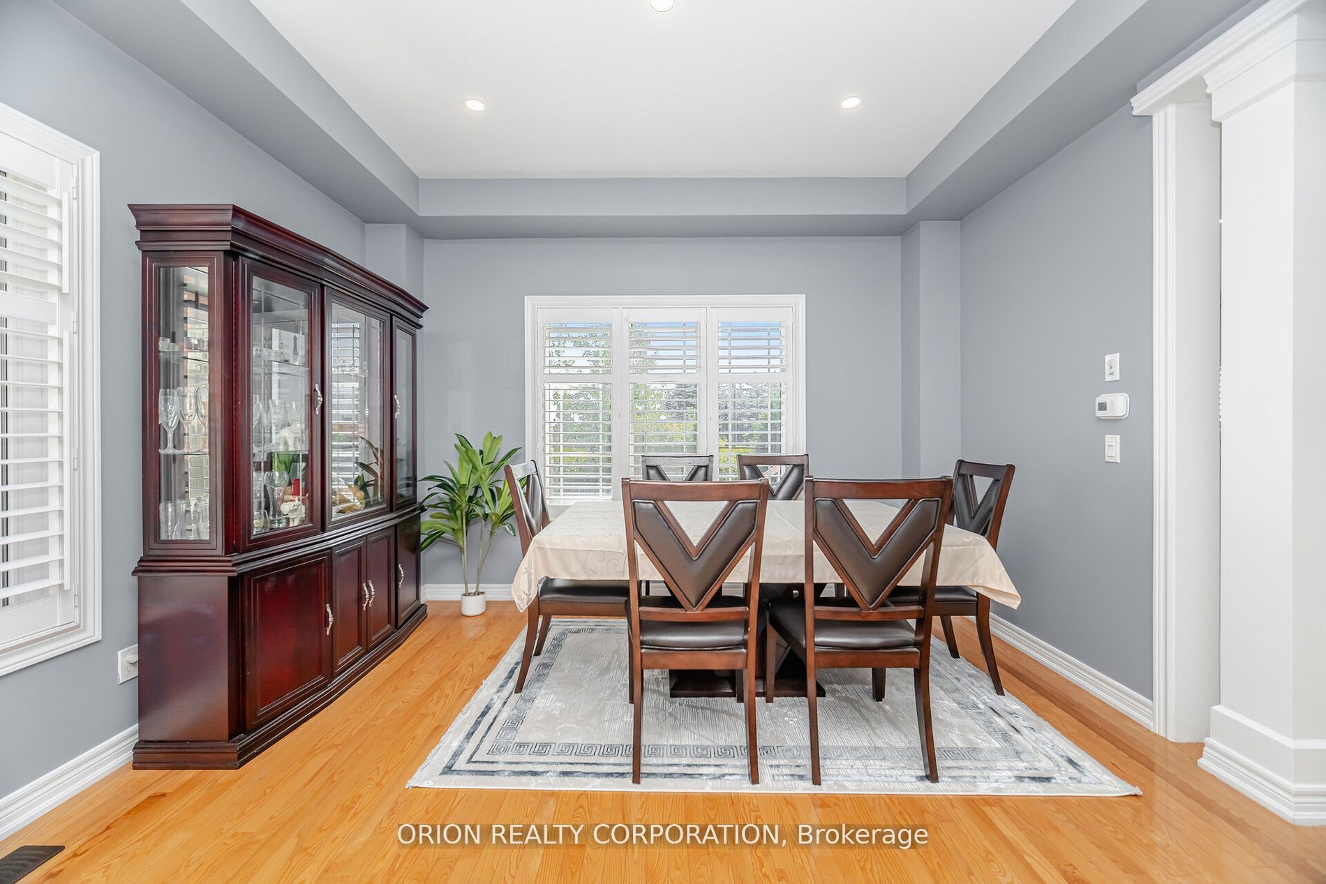 802 Miltonbrock Crescent
