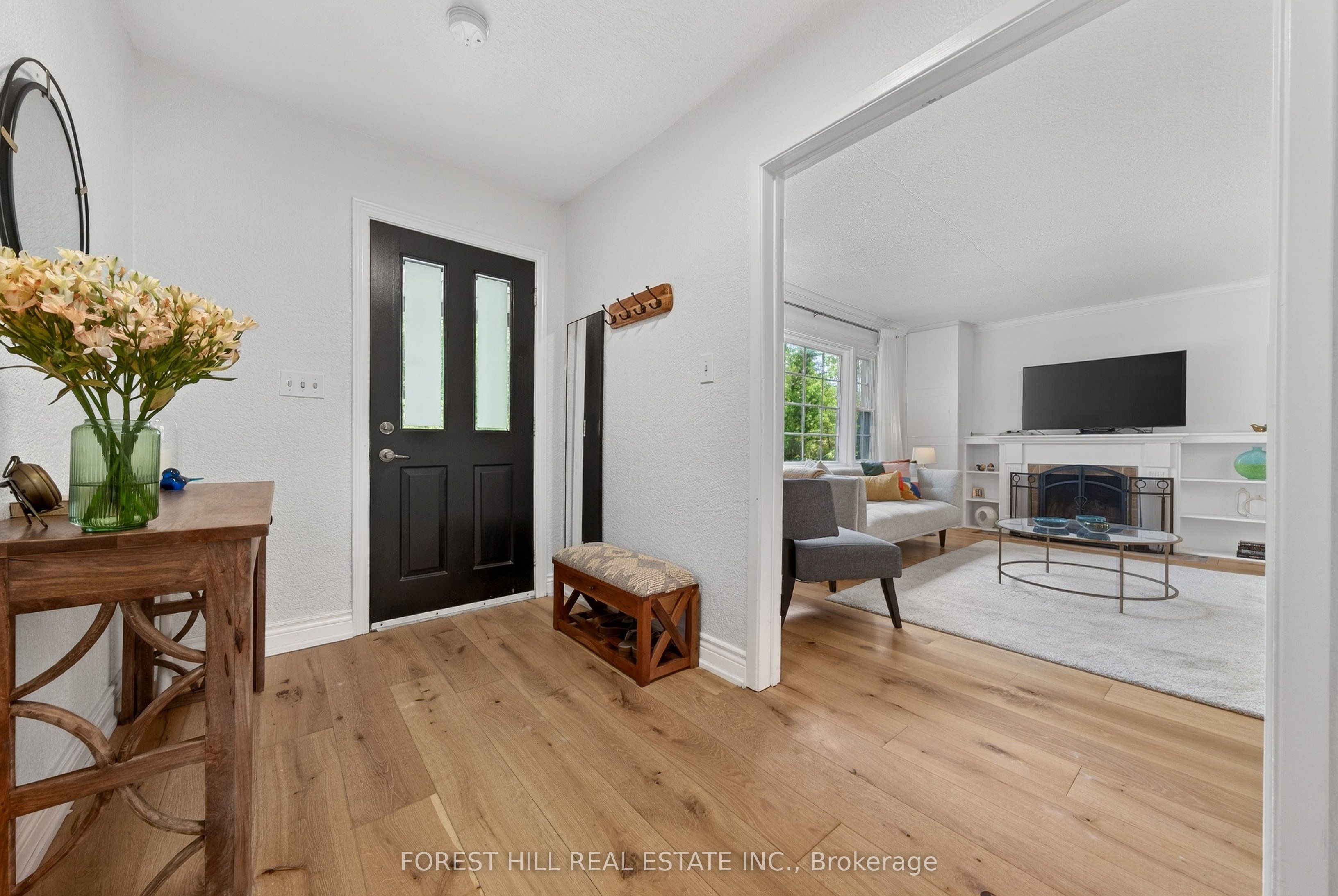 10 Highcliff Crescent