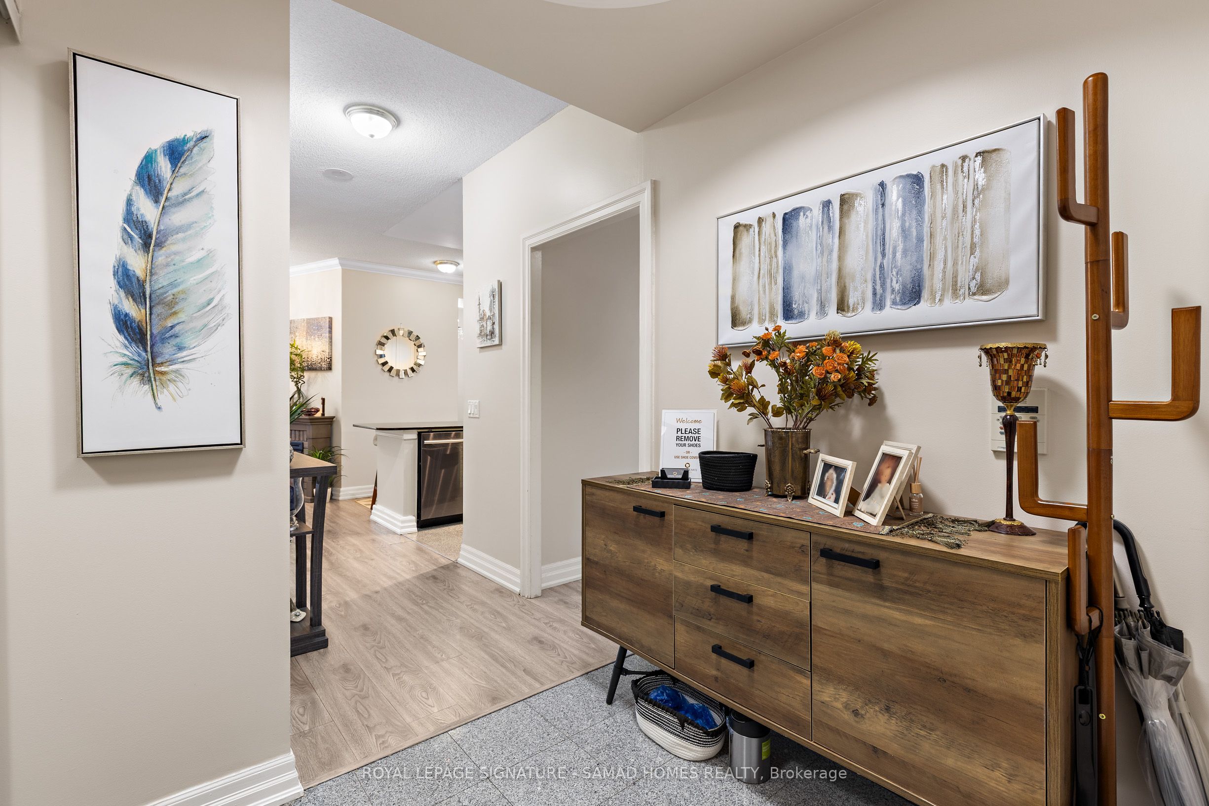 2087 Lake Shore Boulevard W 1004