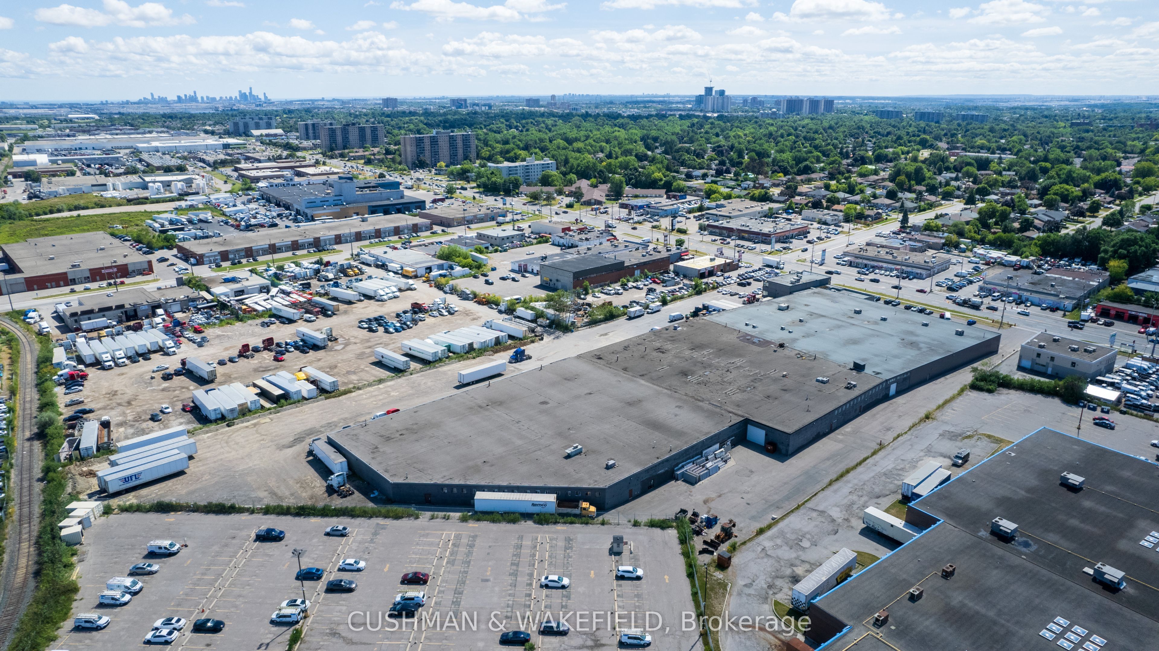 100 Kennedy Road S