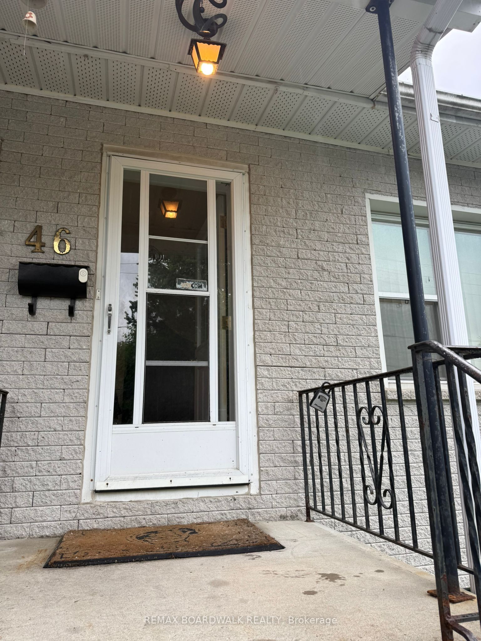 46 Jolliet Avenue