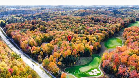 14038 Bayview Avenue Aurora ON L4G 3G8