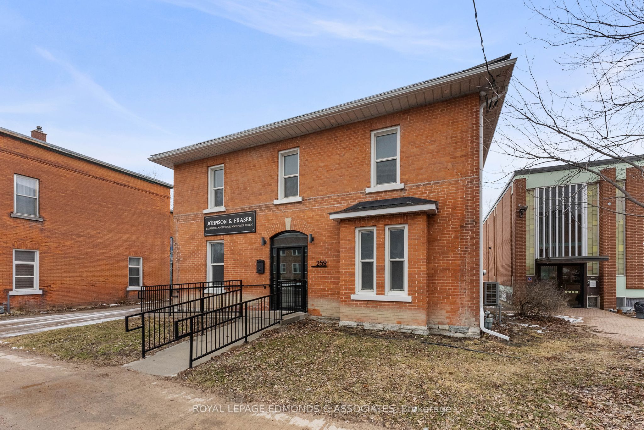 259 Pembroke Street E