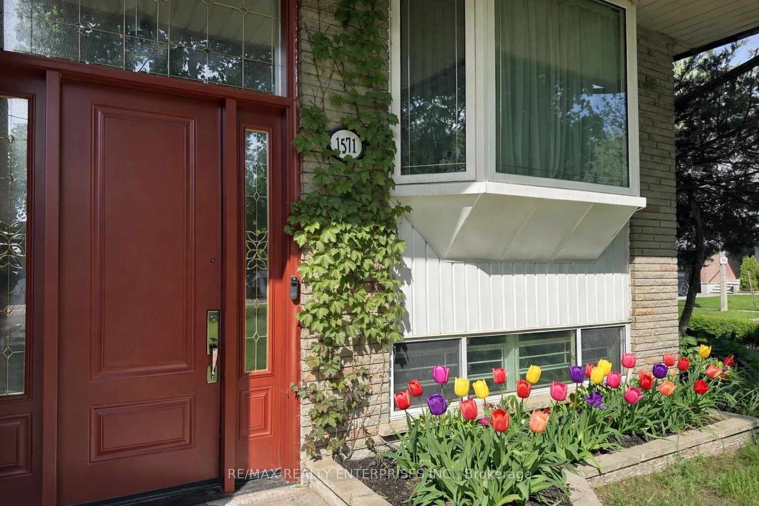 1571 Muir Road