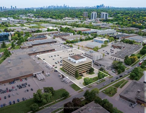 101 Duncan Mill Road Toronto C12 ON M3B 1Z3