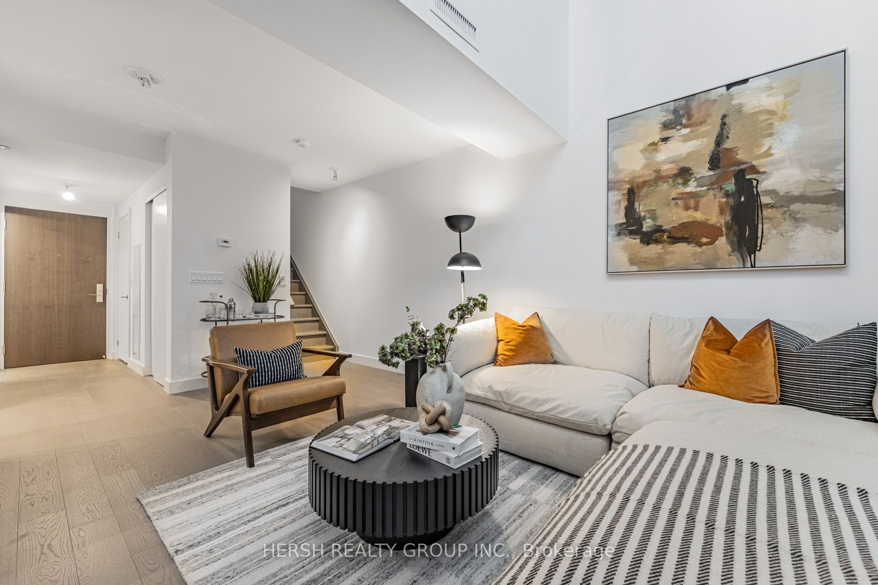 160 Kingsway Crescent 101