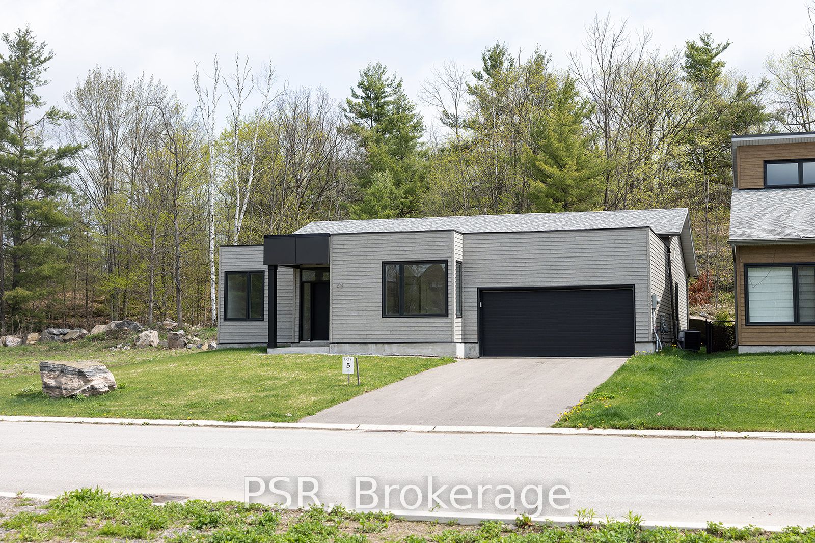 43 Muskoka Bay Boulevard