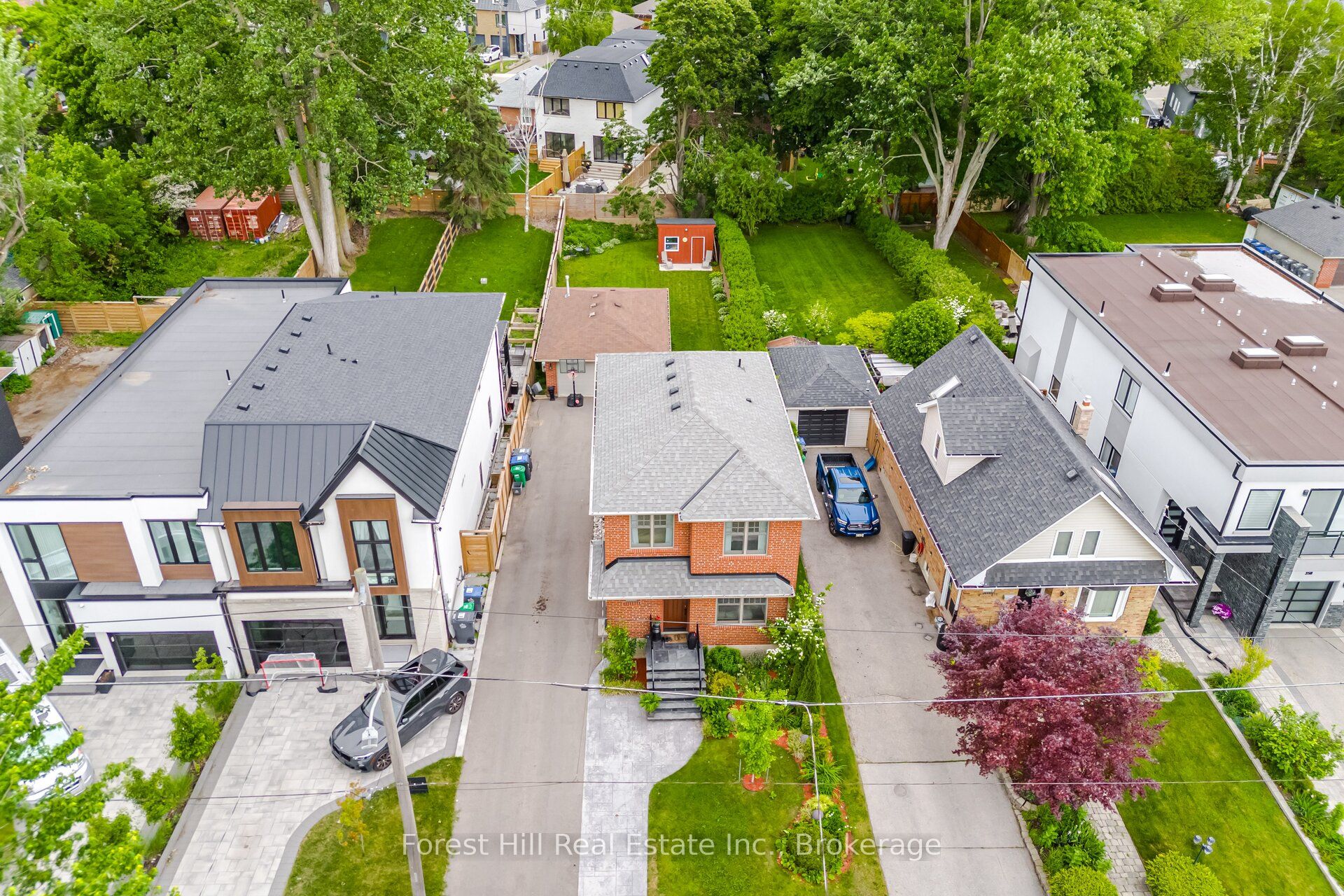 39 Broadview Avenue