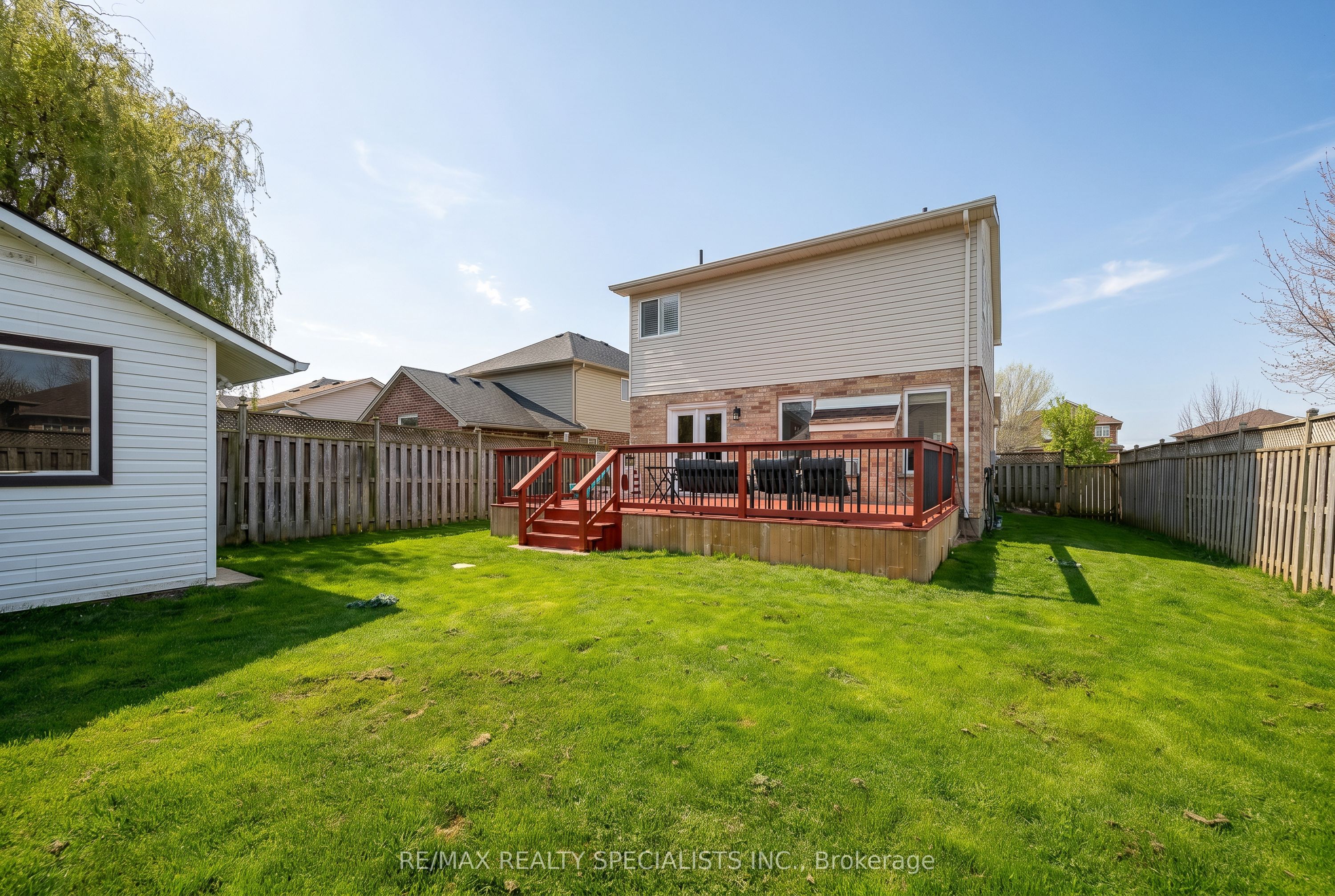 1865 Bayswater Crescent