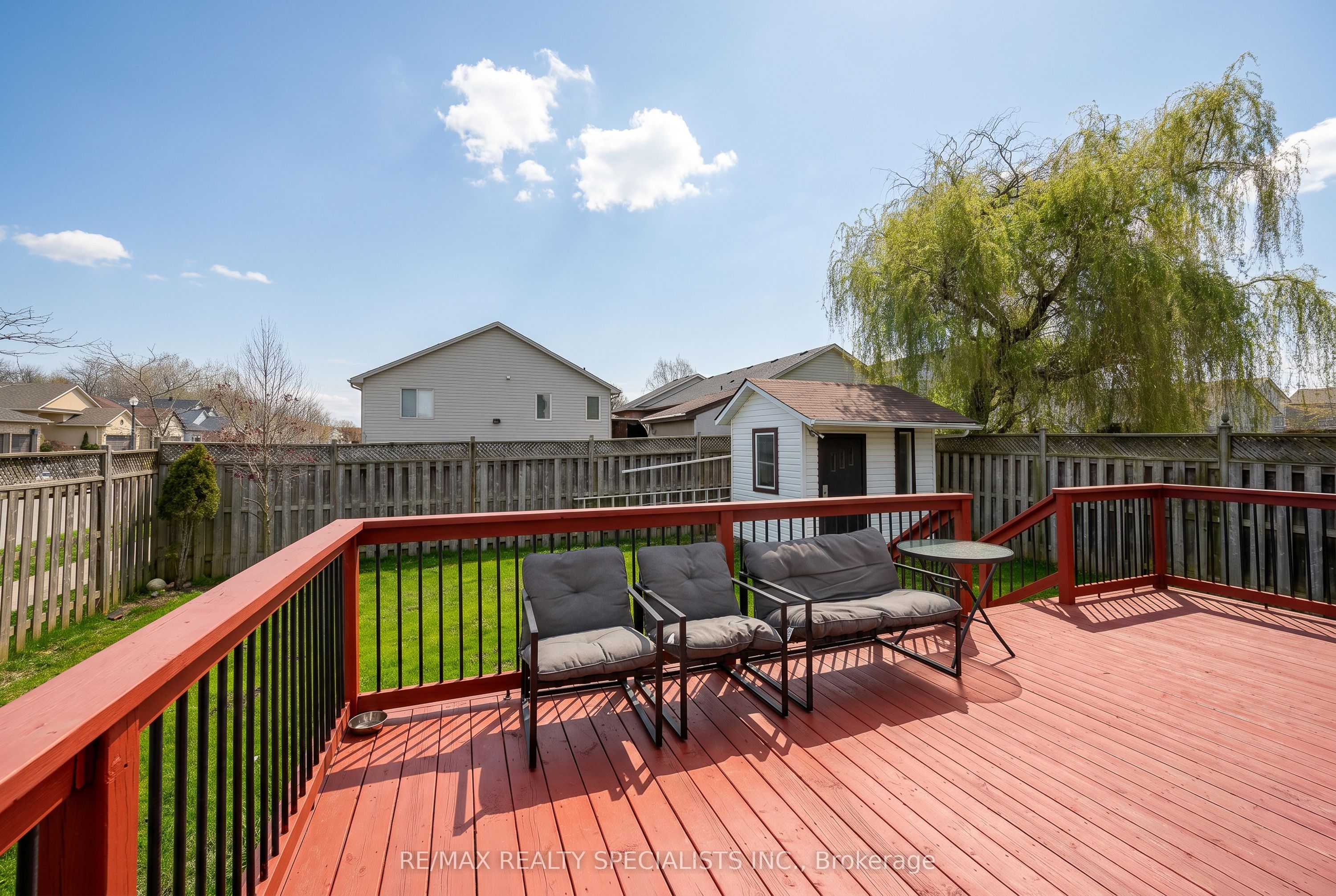 1865 Bayswater Crescent