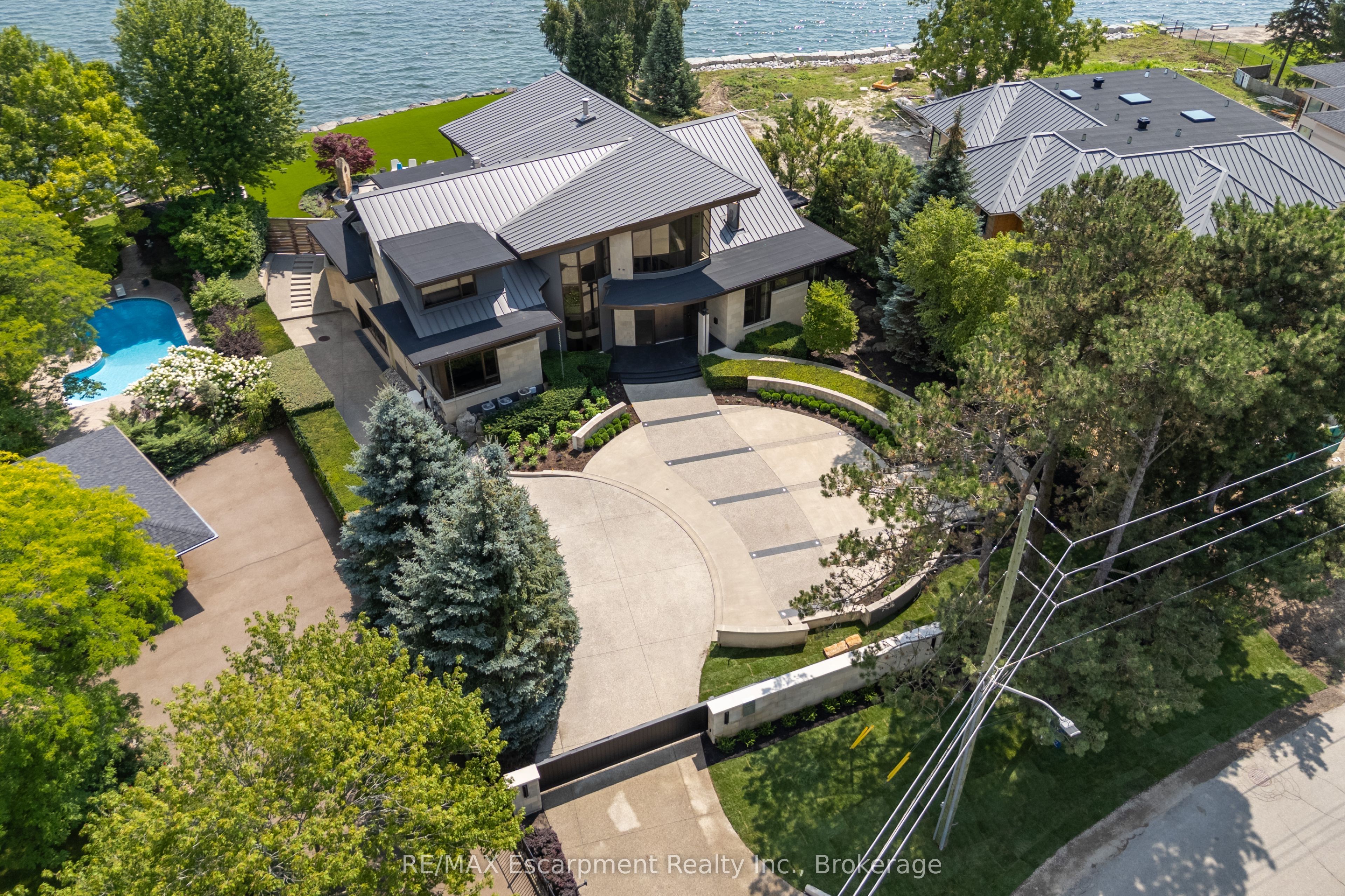 1540 WATERSEDGE Road