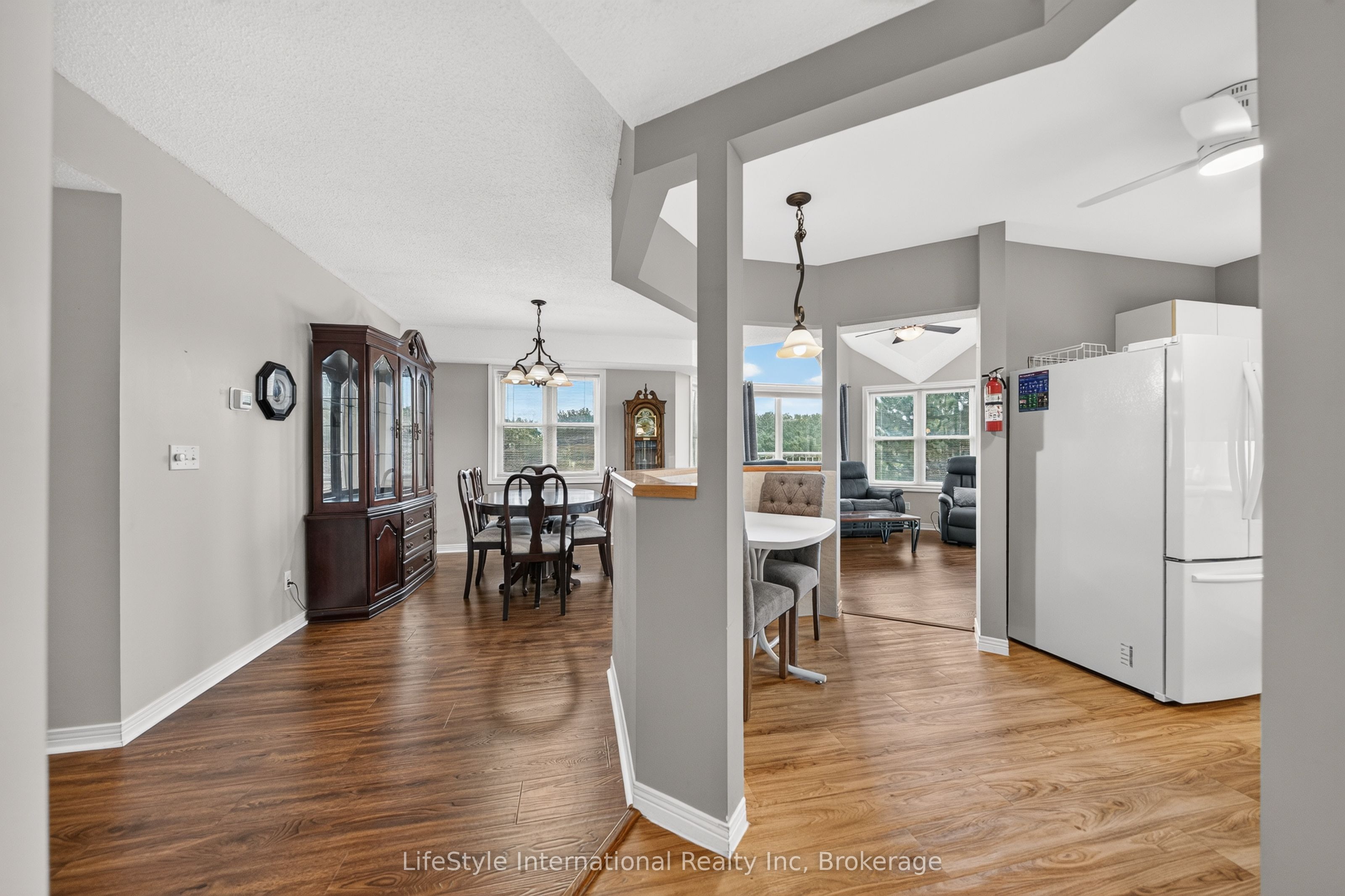 208 Silvercreek Parkway N 307