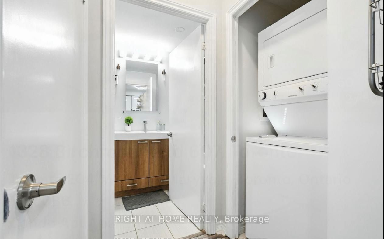 1328 Birchmount Road 607