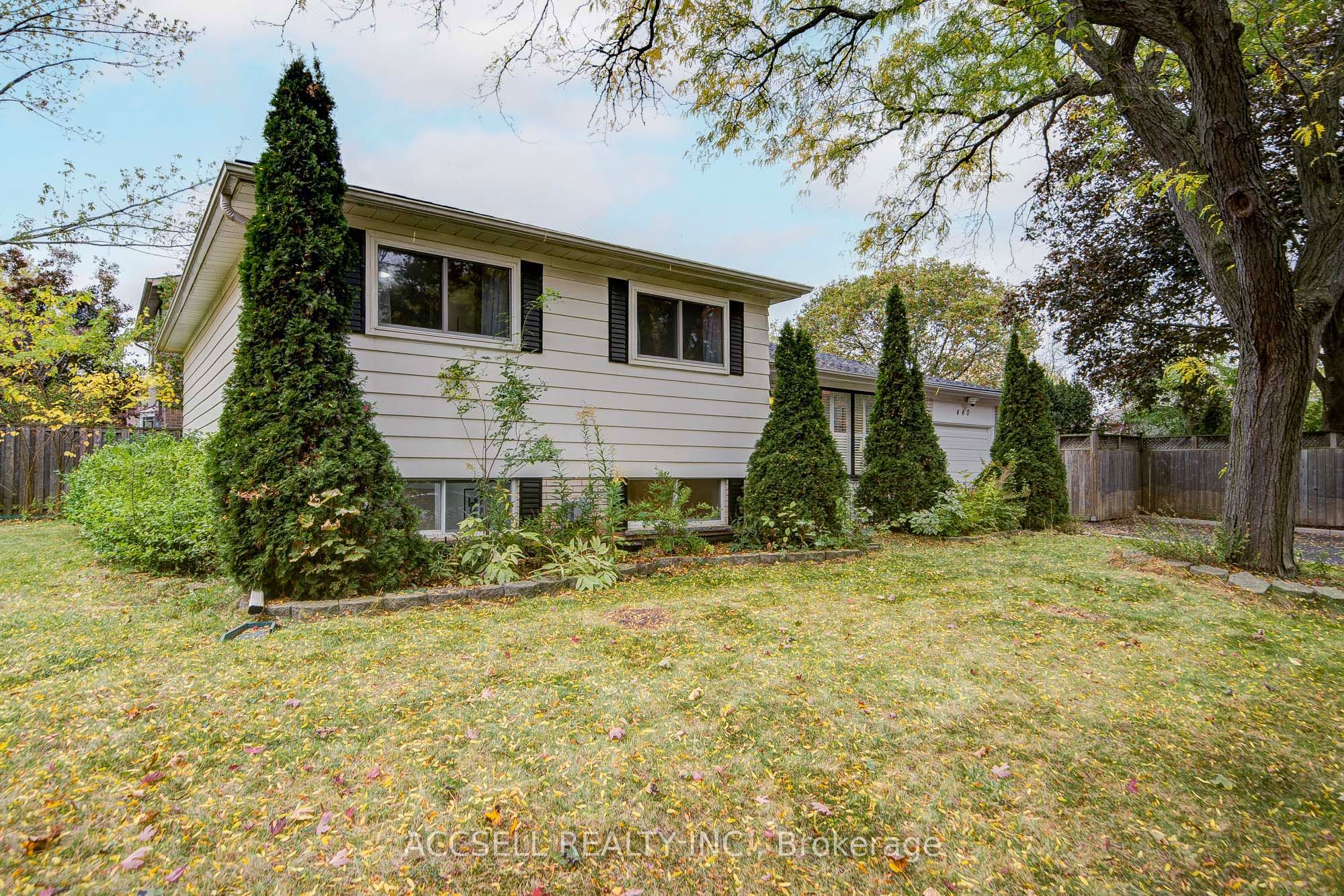 440 Sunset Drive