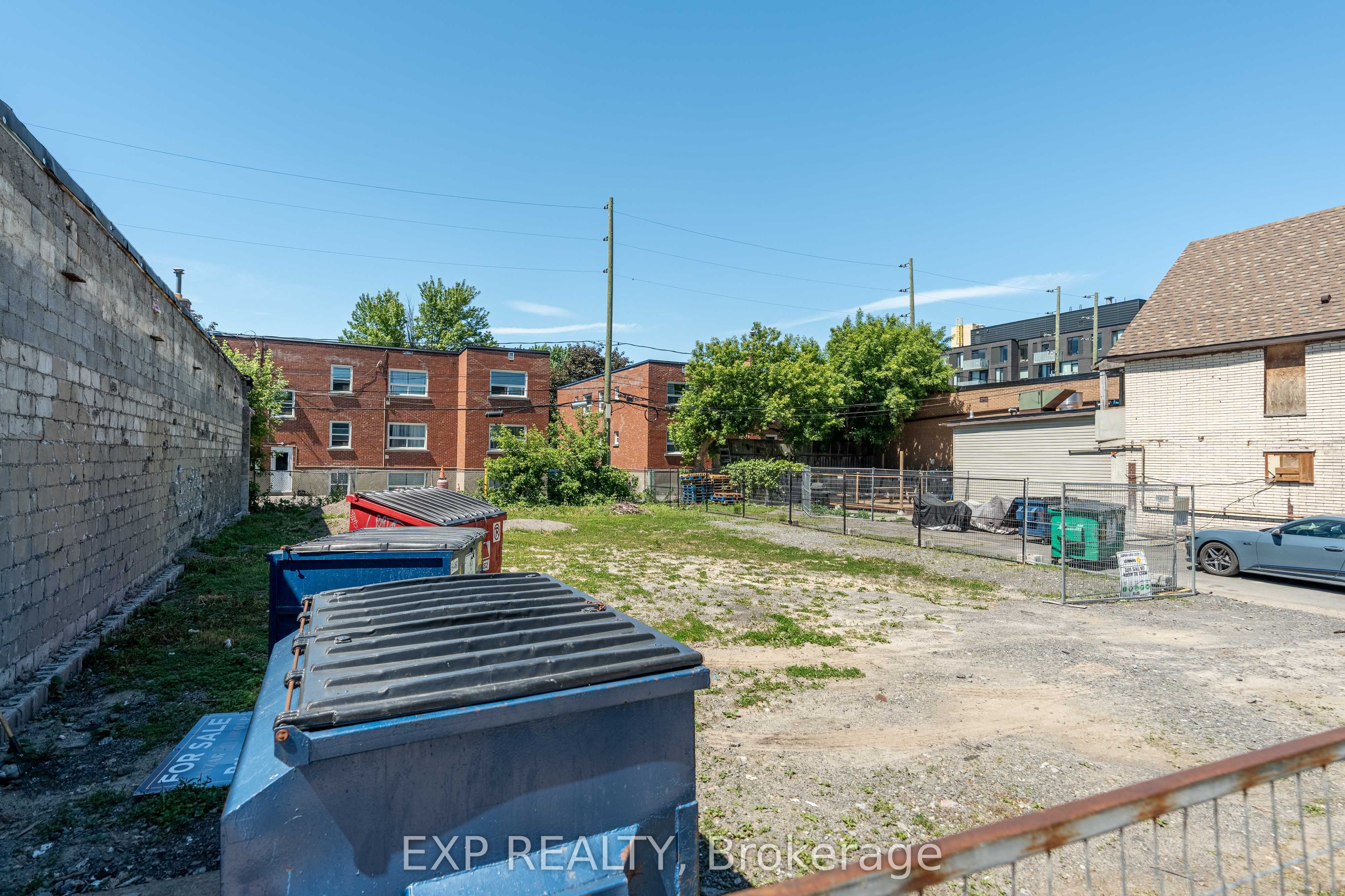 81 Montreal Road