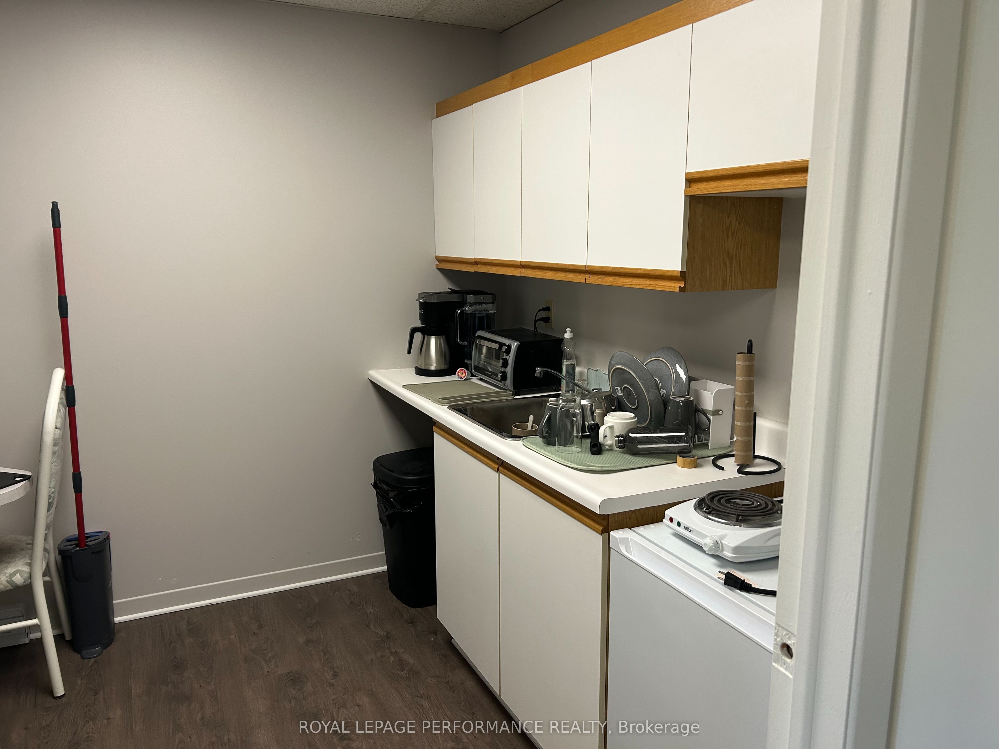 1420 Youville Drive 13