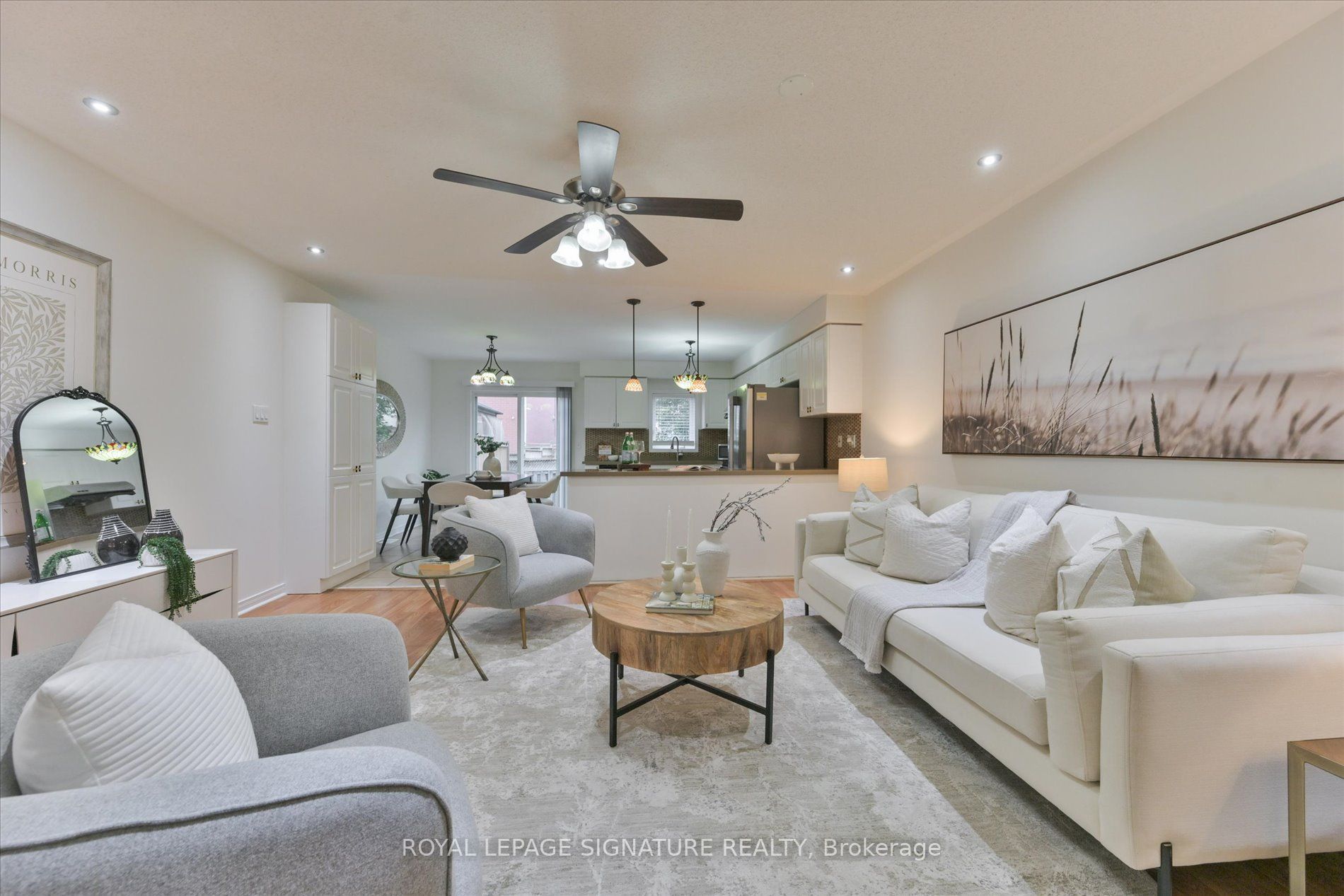 587 Candlestick Circle