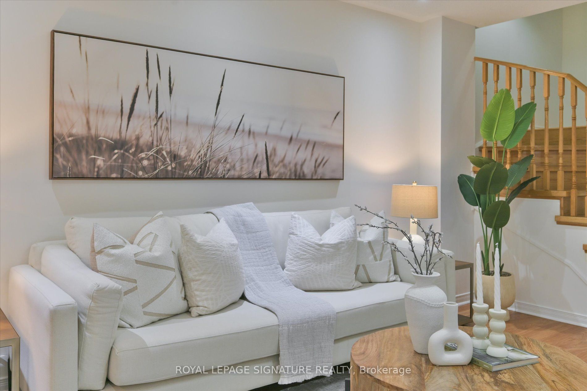 587 Candlestick Circle