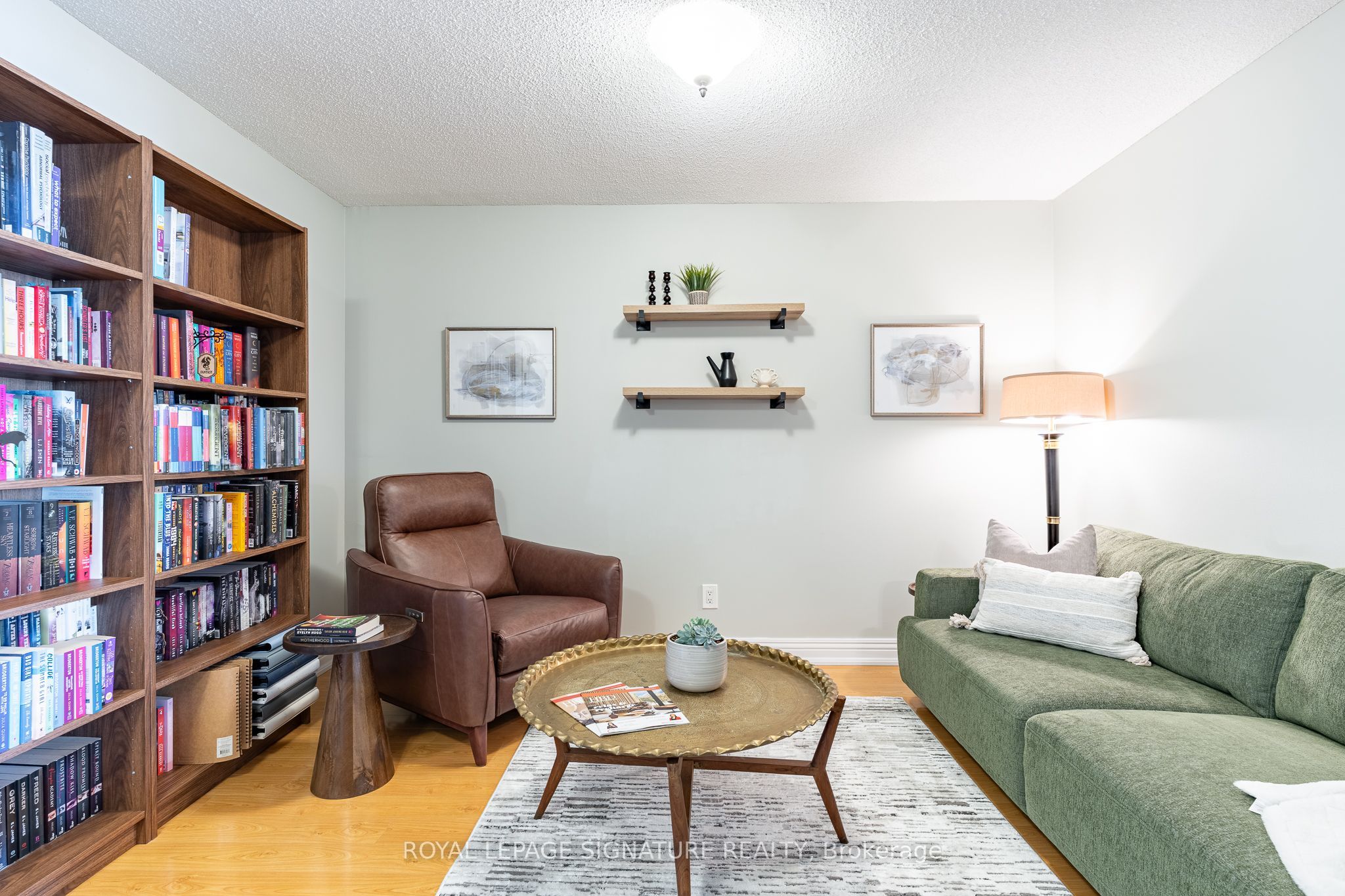 1880 Valley Farm Road 723