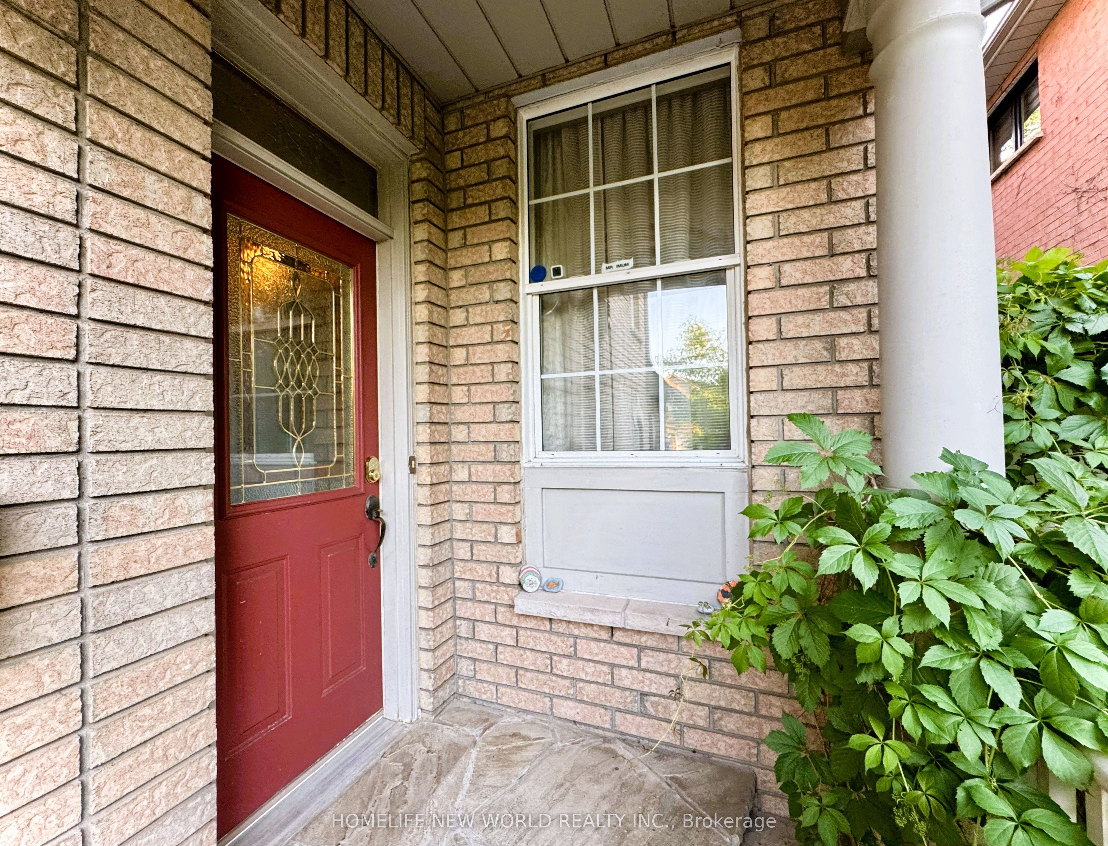2326 Yorktown Circle
