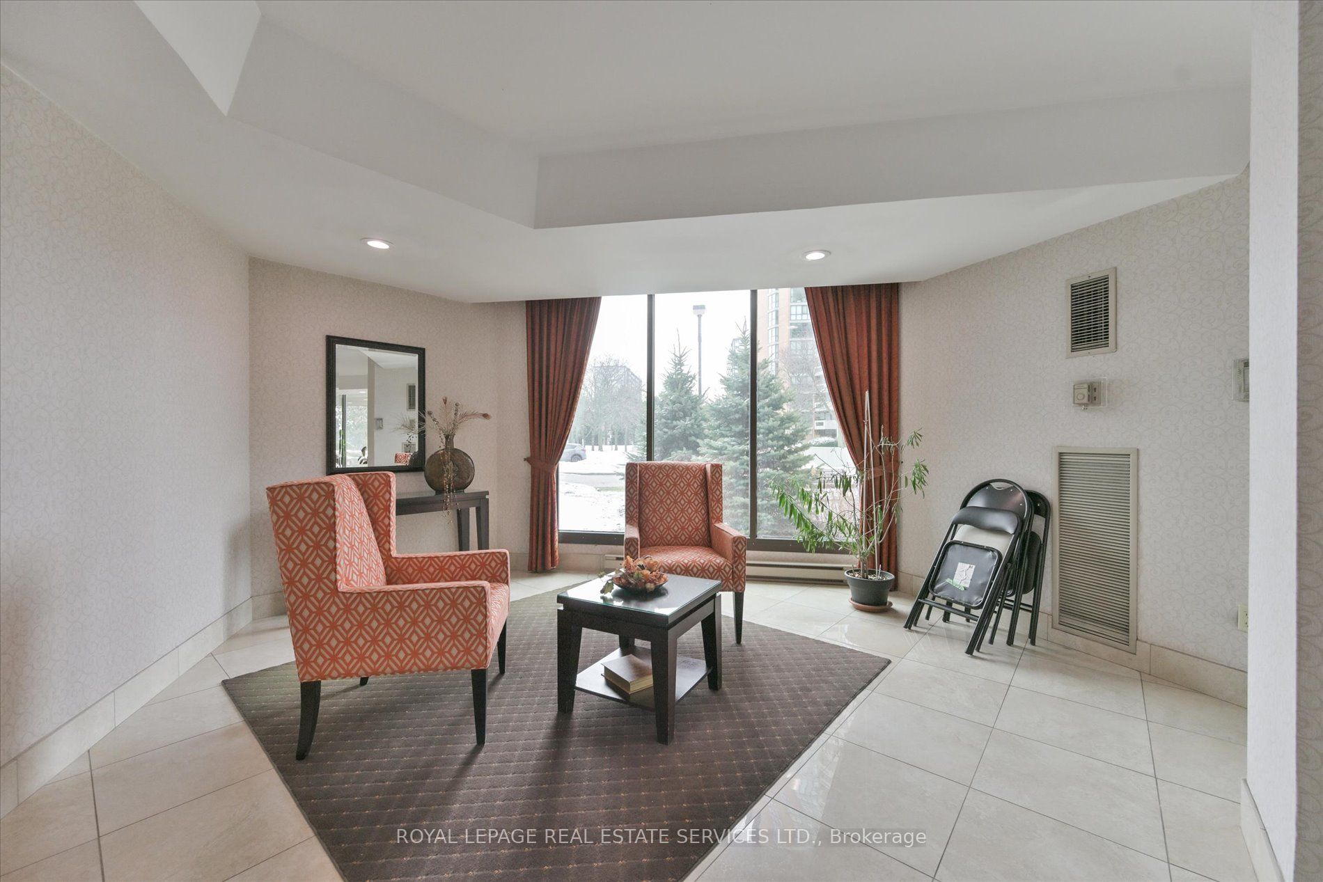 2010 Islington Avenue PH03