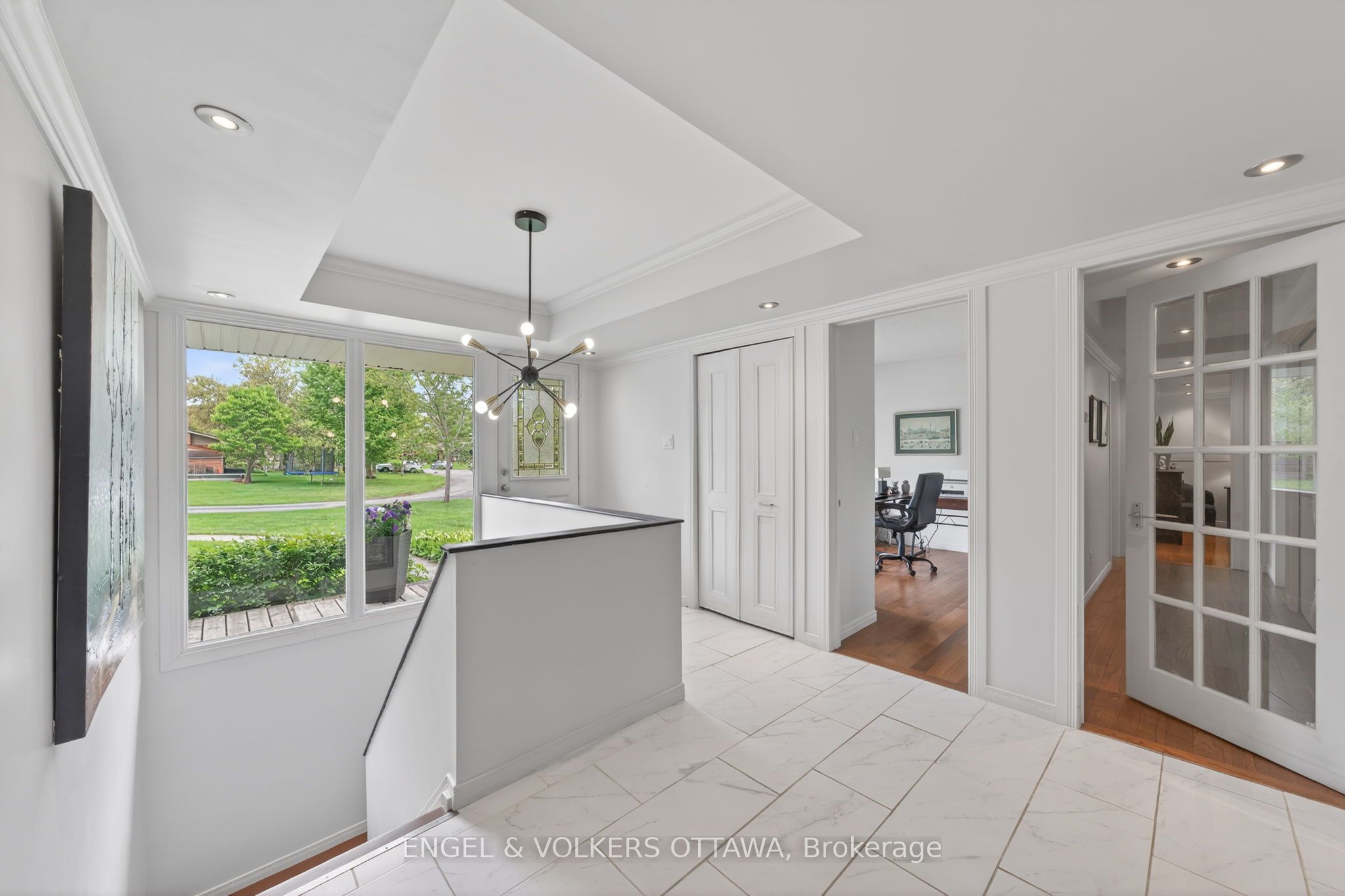 35 Riopelle Court