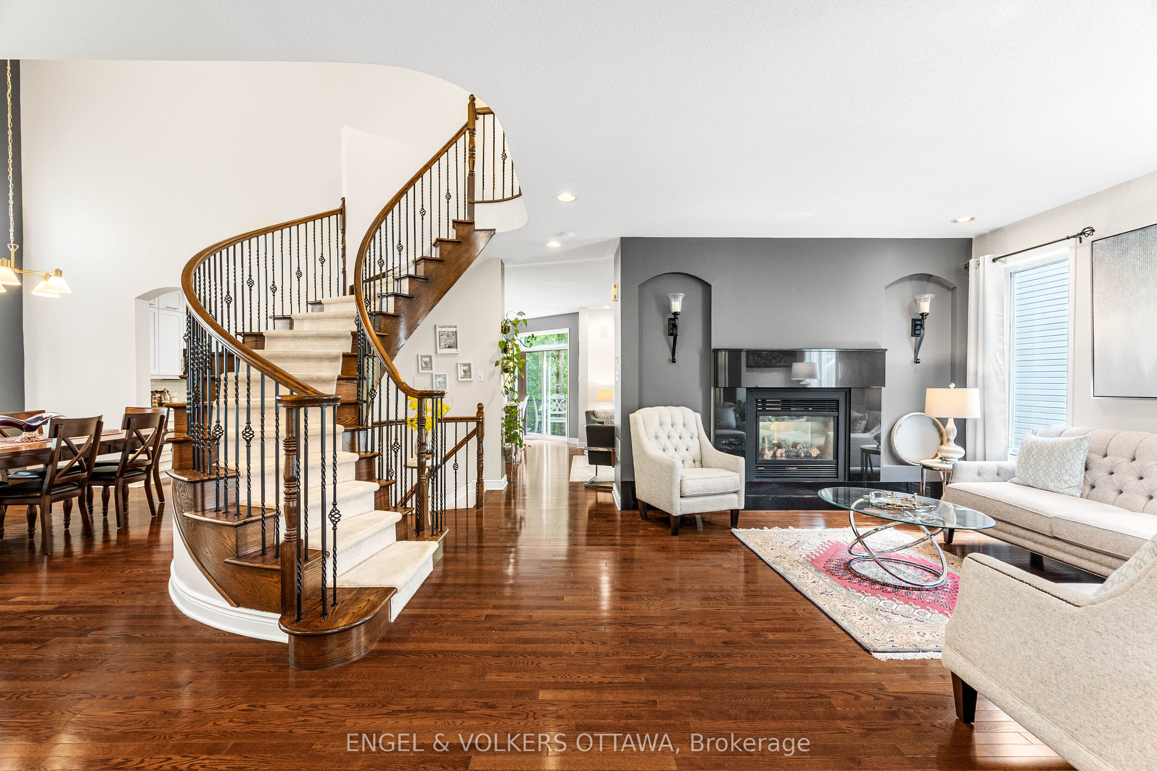 8 Glenrill Place