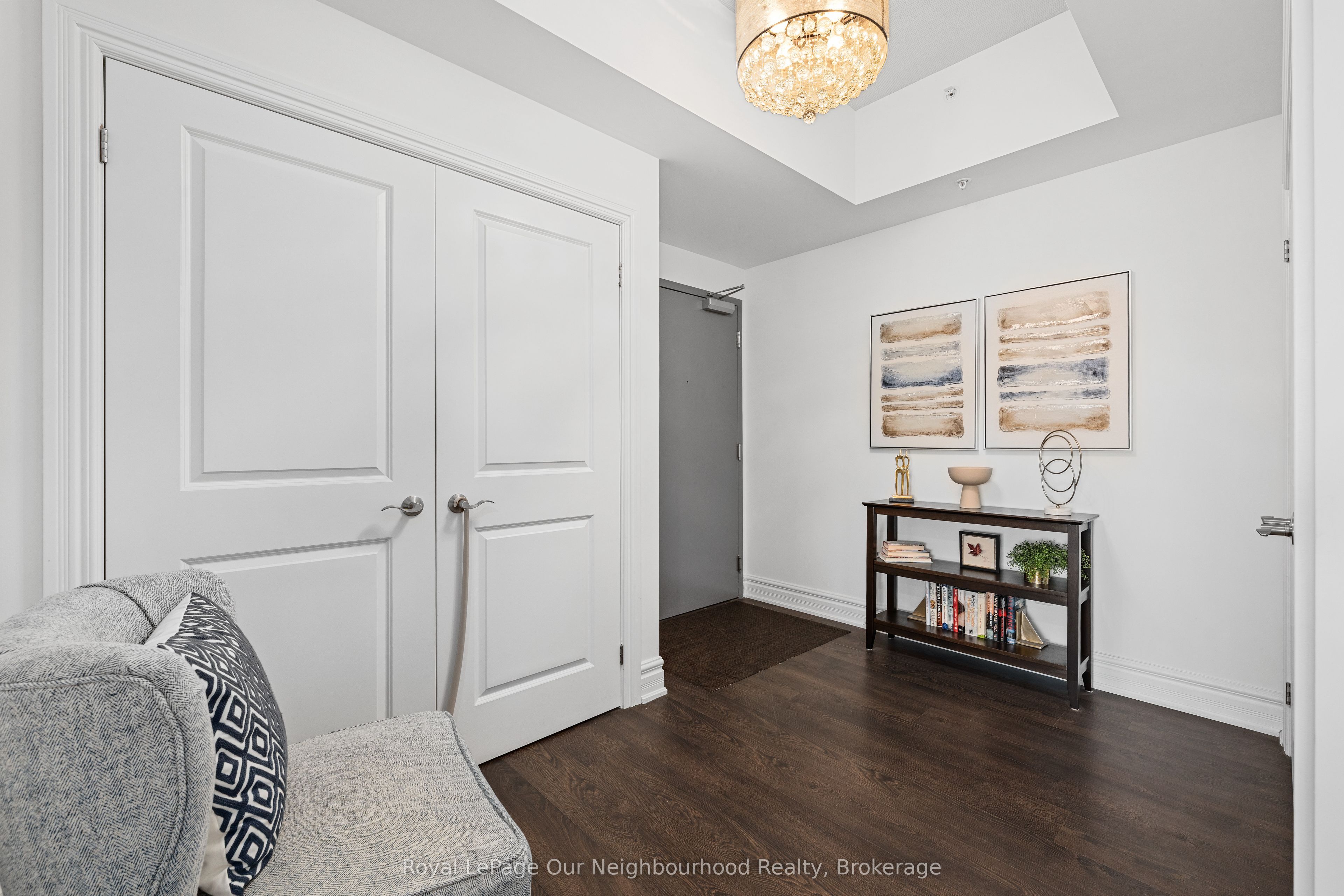 109 King Avenue E 404