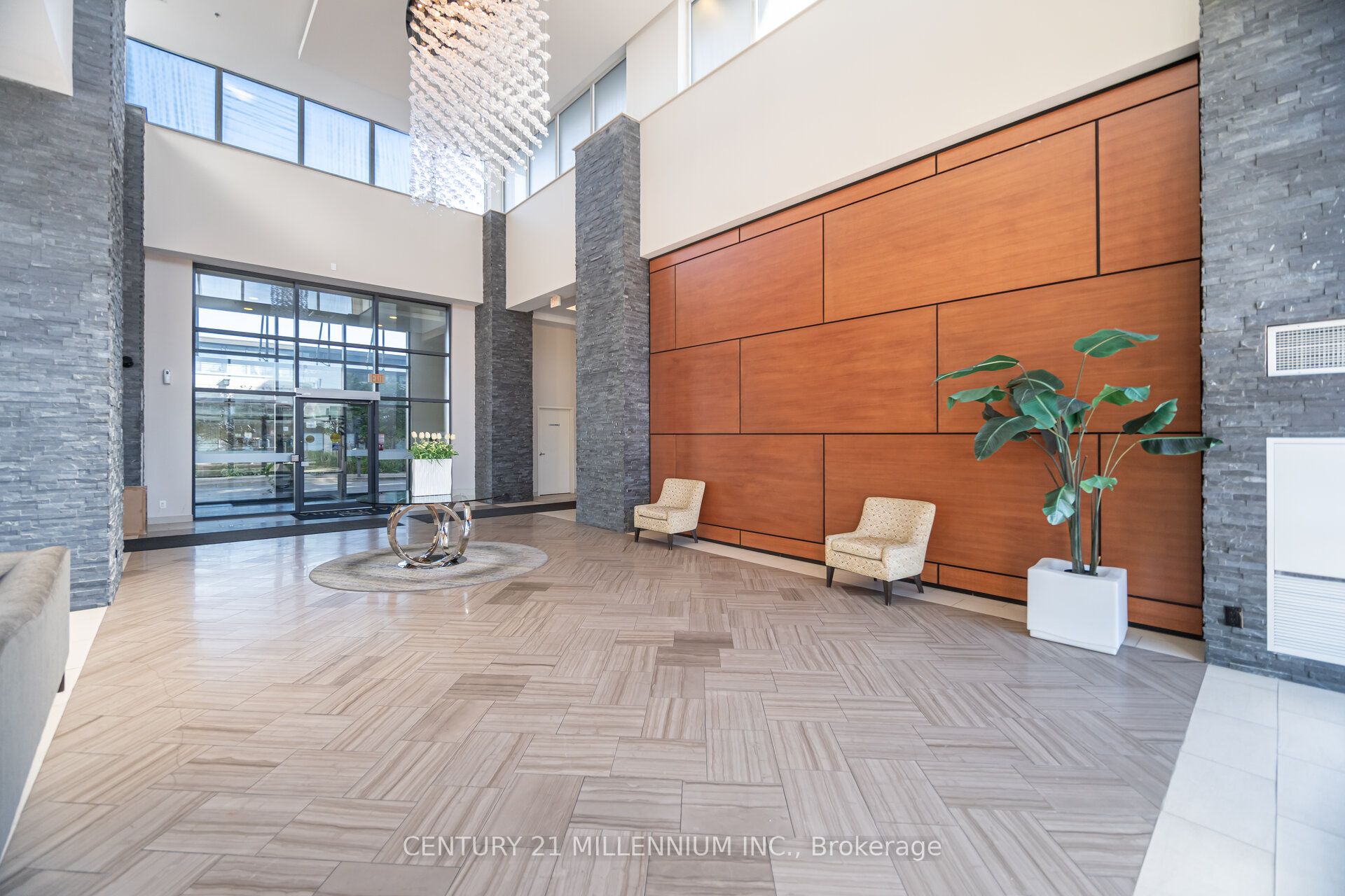 24 Woodstream Boulevard 217