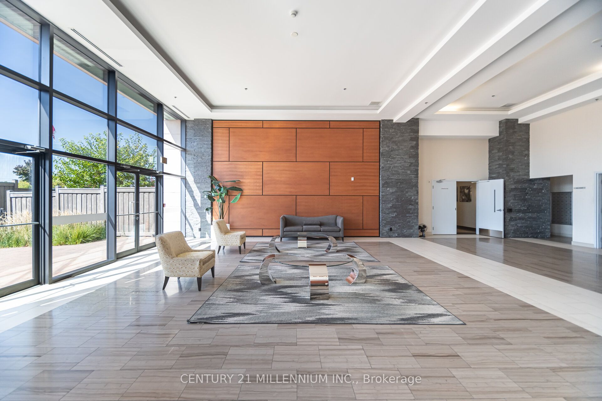 24 Woodstream Boulevard 217