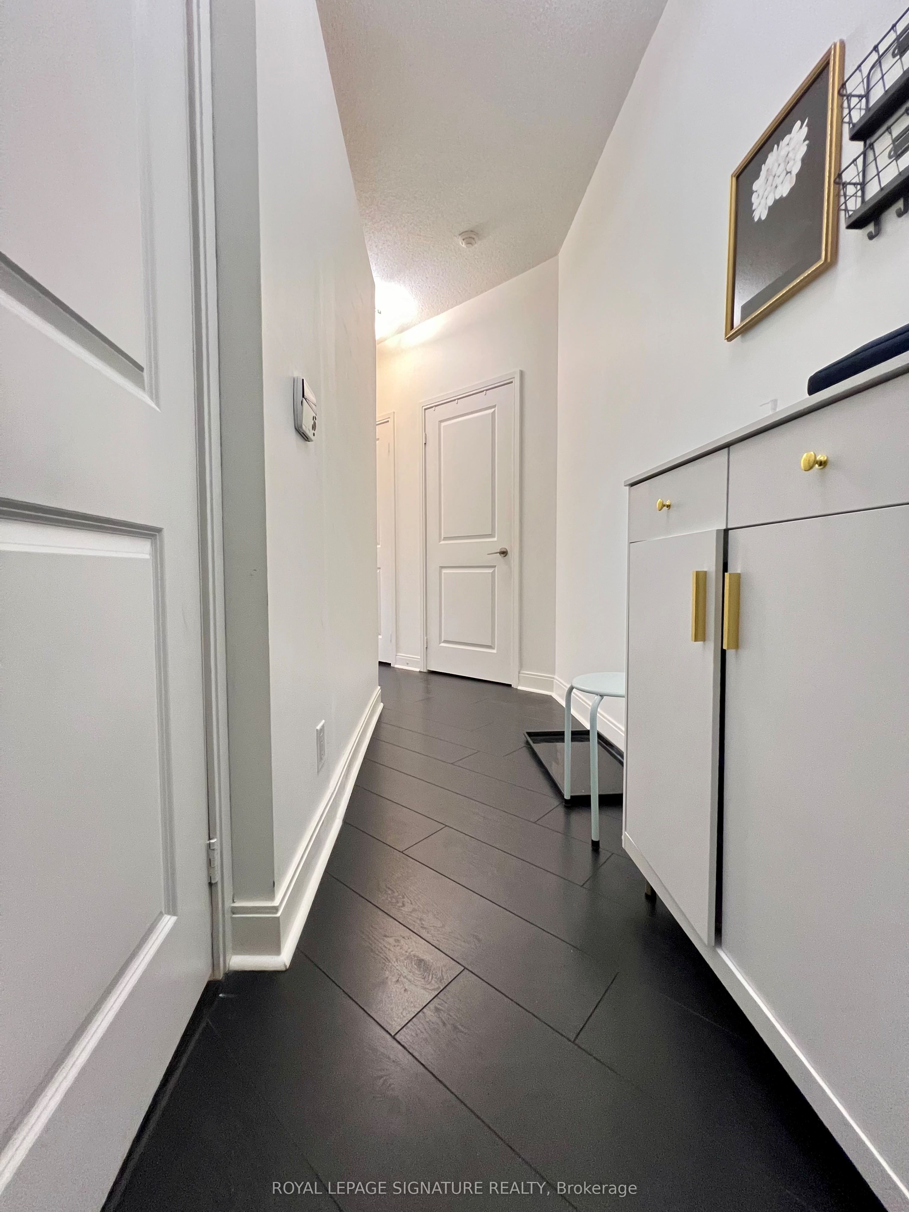 80 Absolute Avenue 607
