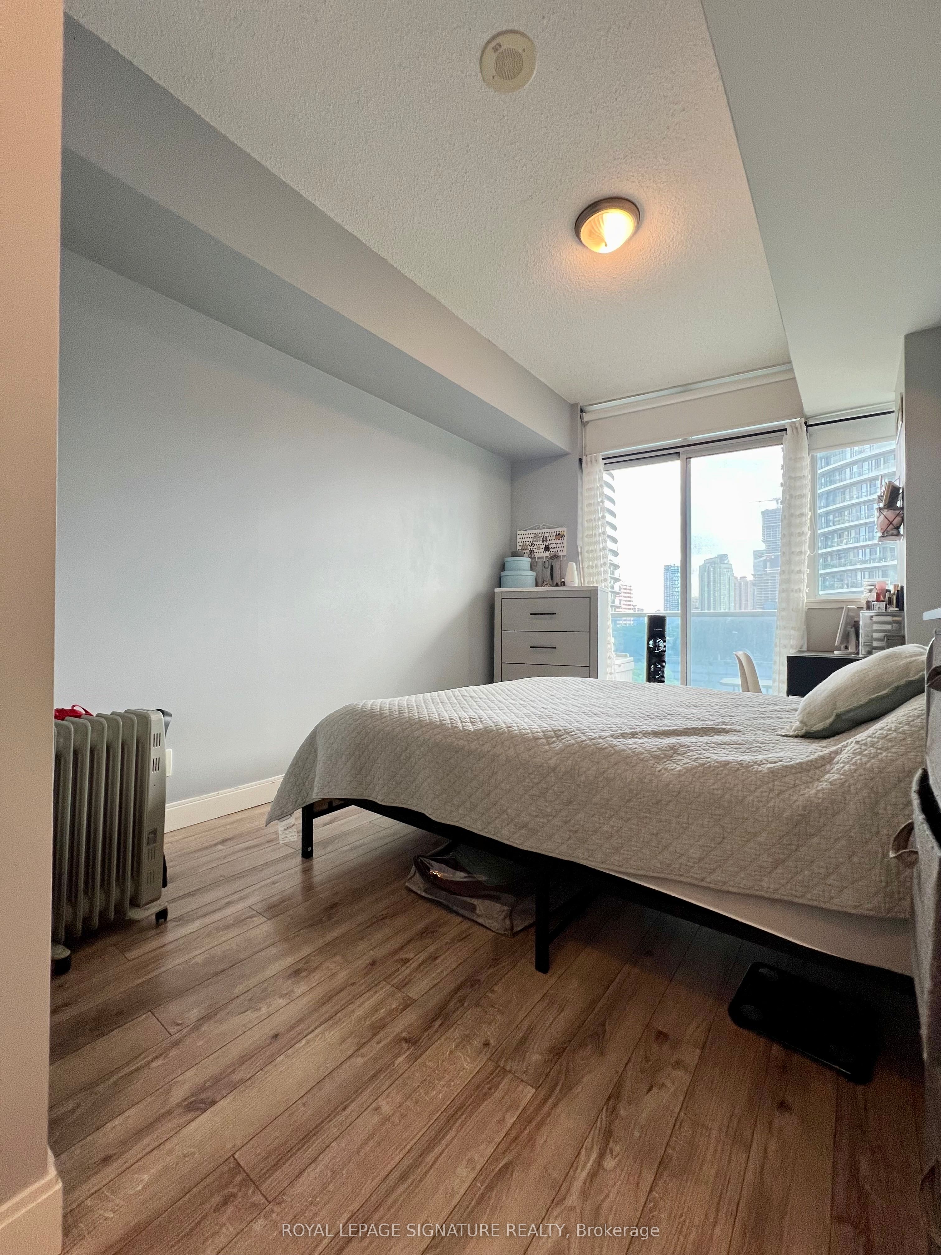 80 Absolute Avenue 607