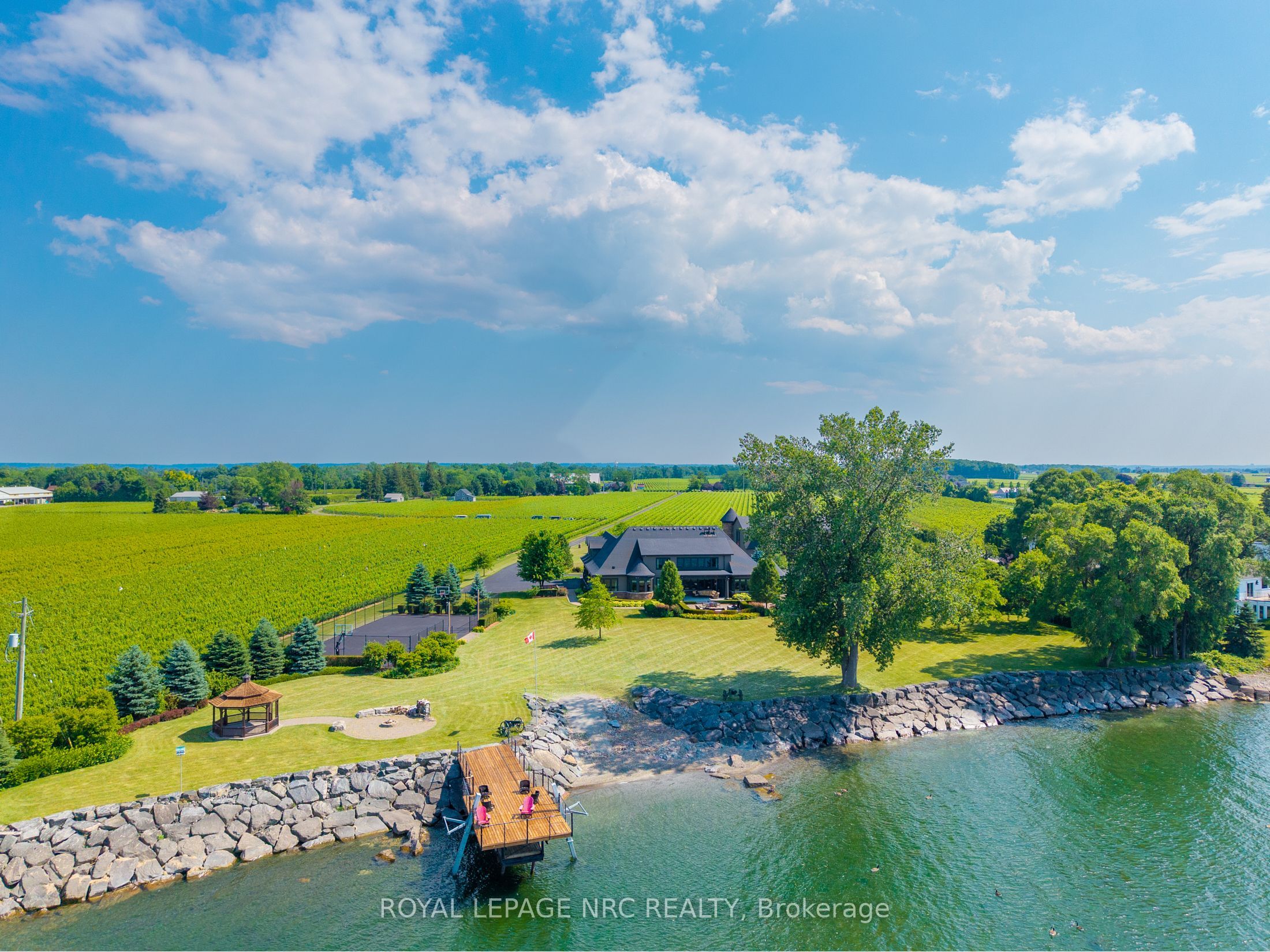 1234 Lakeshore Road