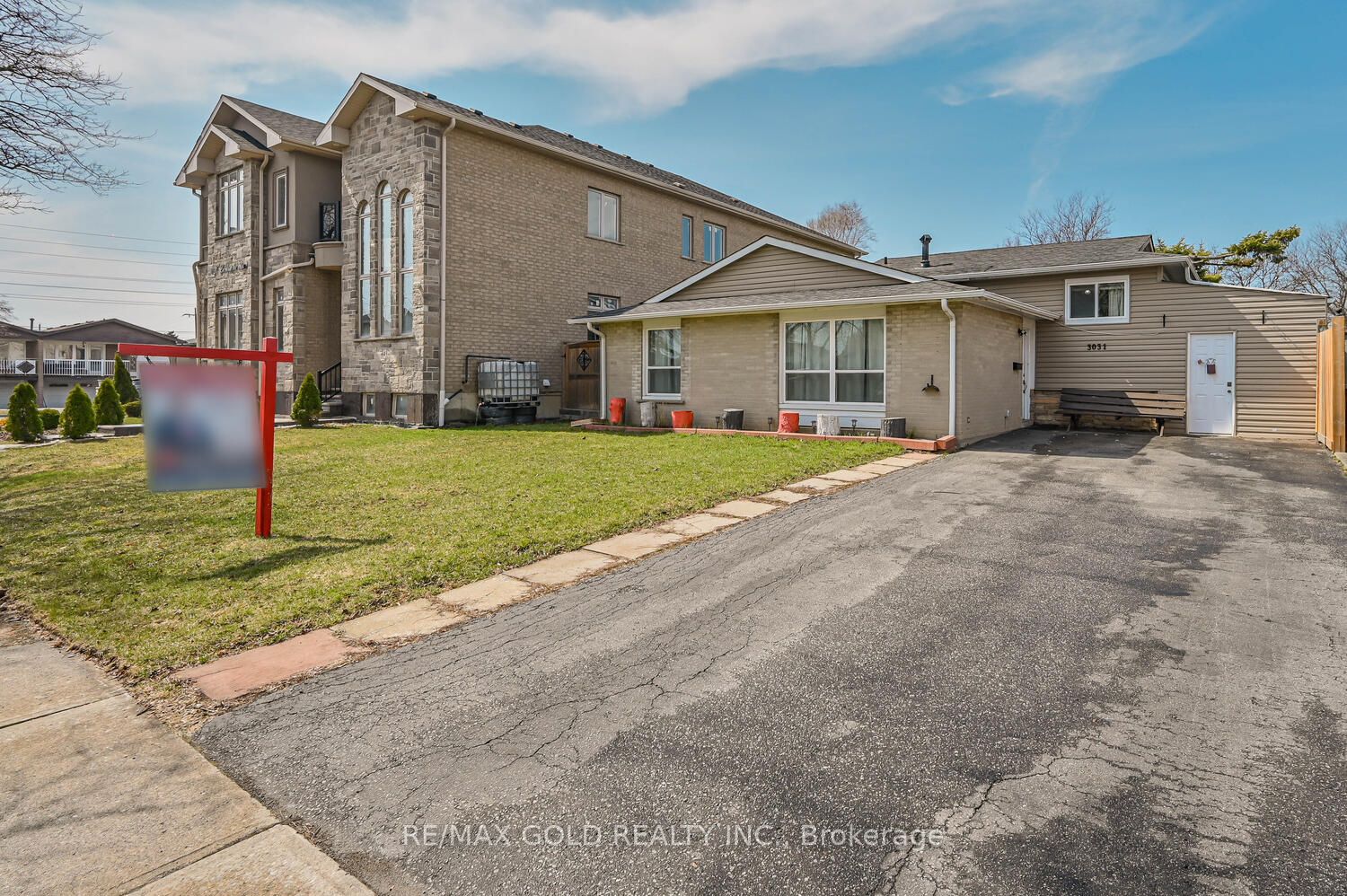 3031 Lafontaine Road