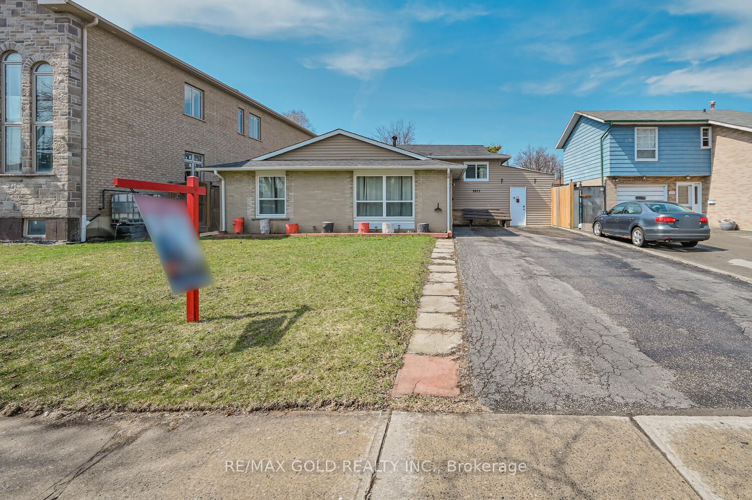 3031 Lafontaine Road